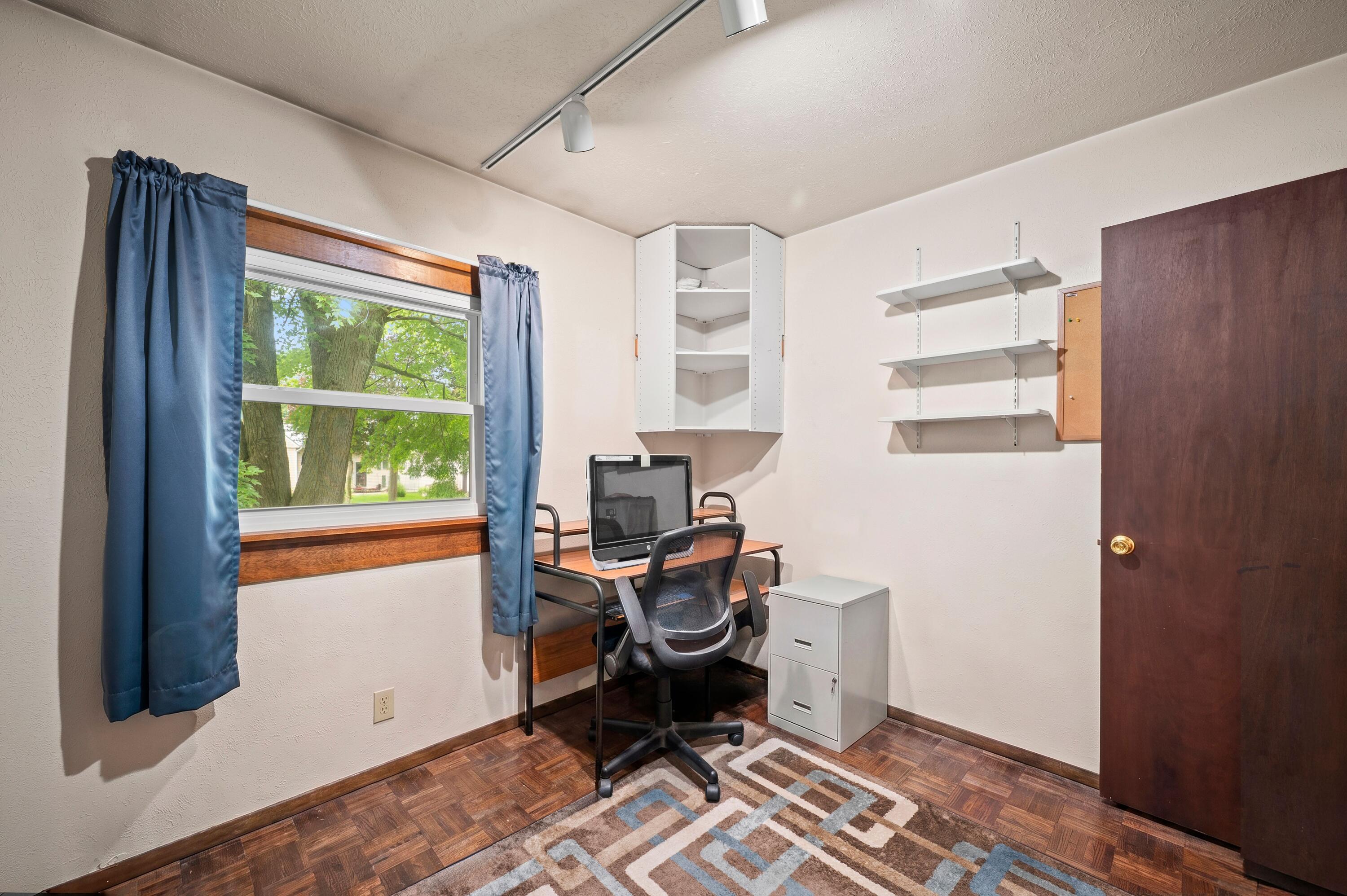 1292 Eddie Drive