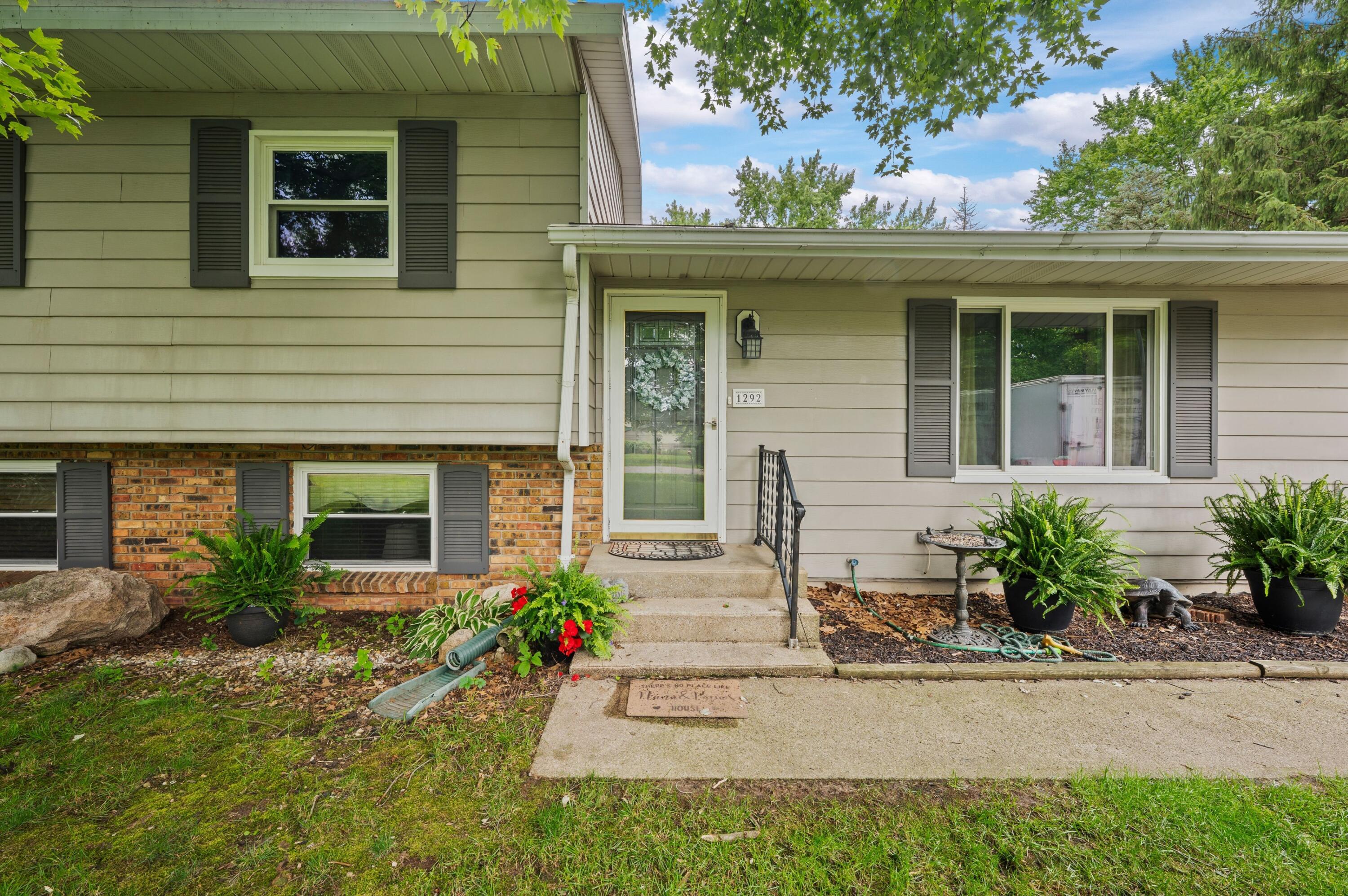 1292 Eddie Drive