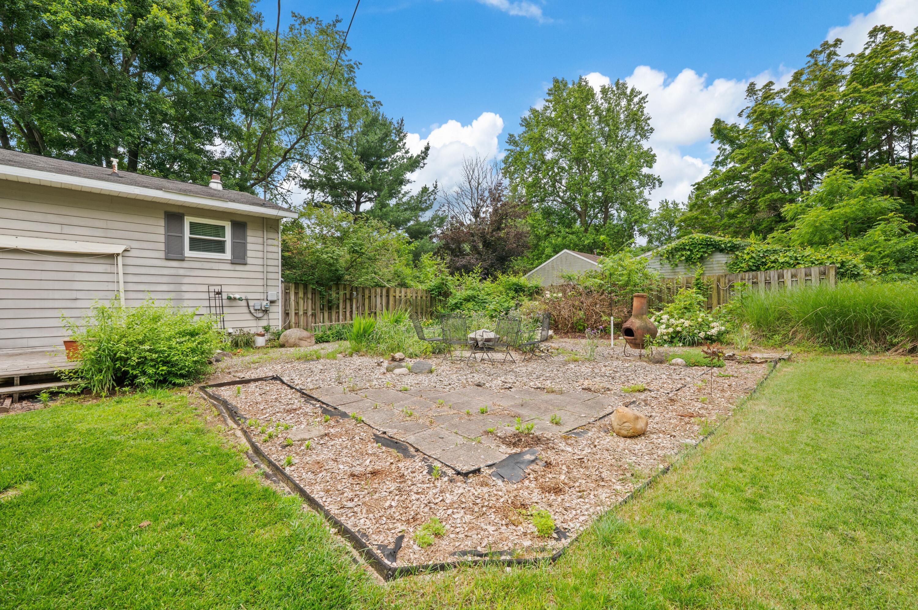 1292 Eddie Drive