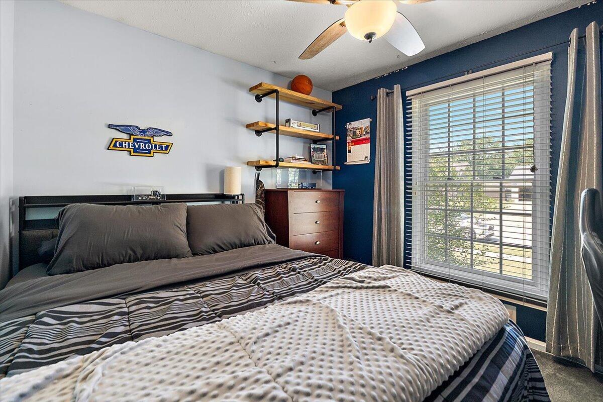 4650 Meadowbrook Lane