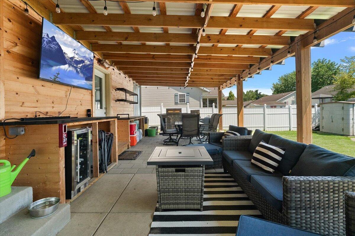 4650 Meadowbrook Lane