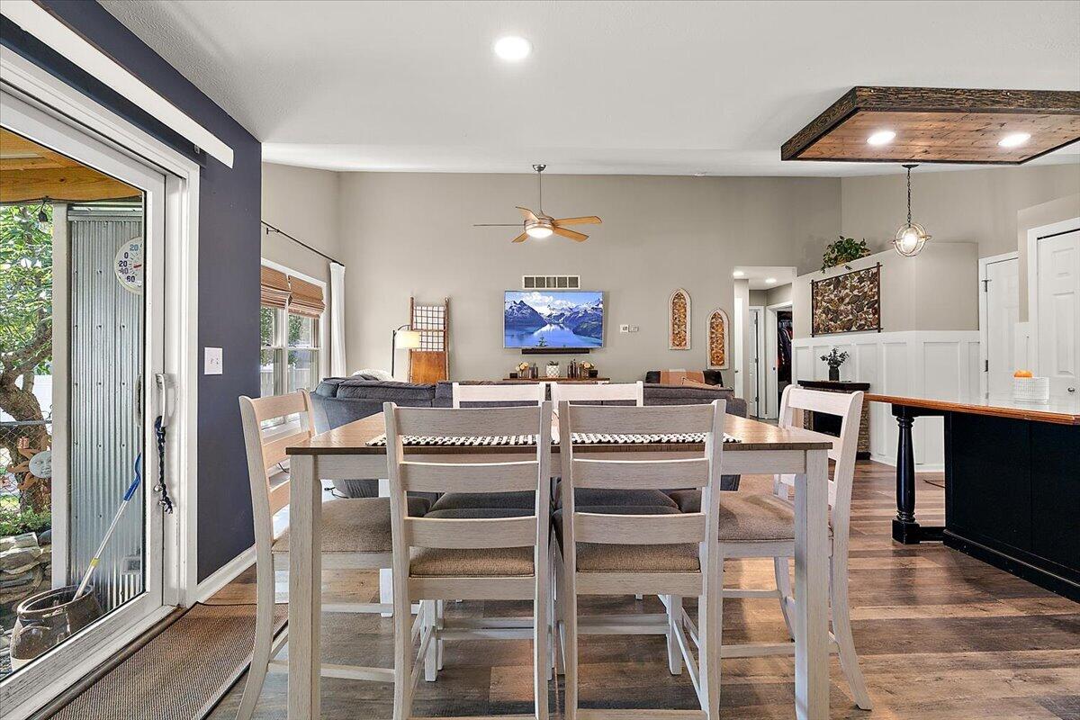 4650 Meadowbrook Lane
