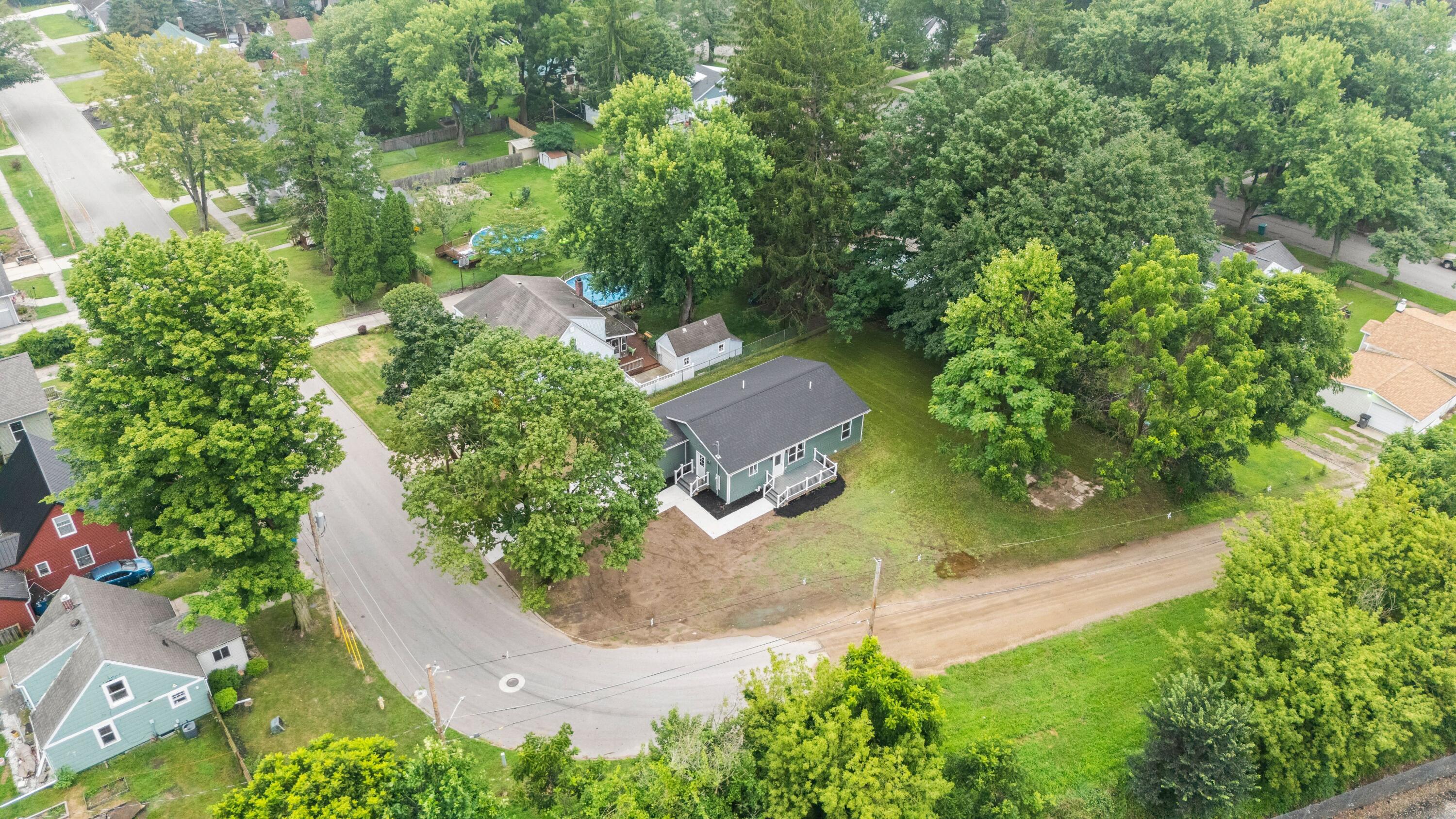 584 1st Court