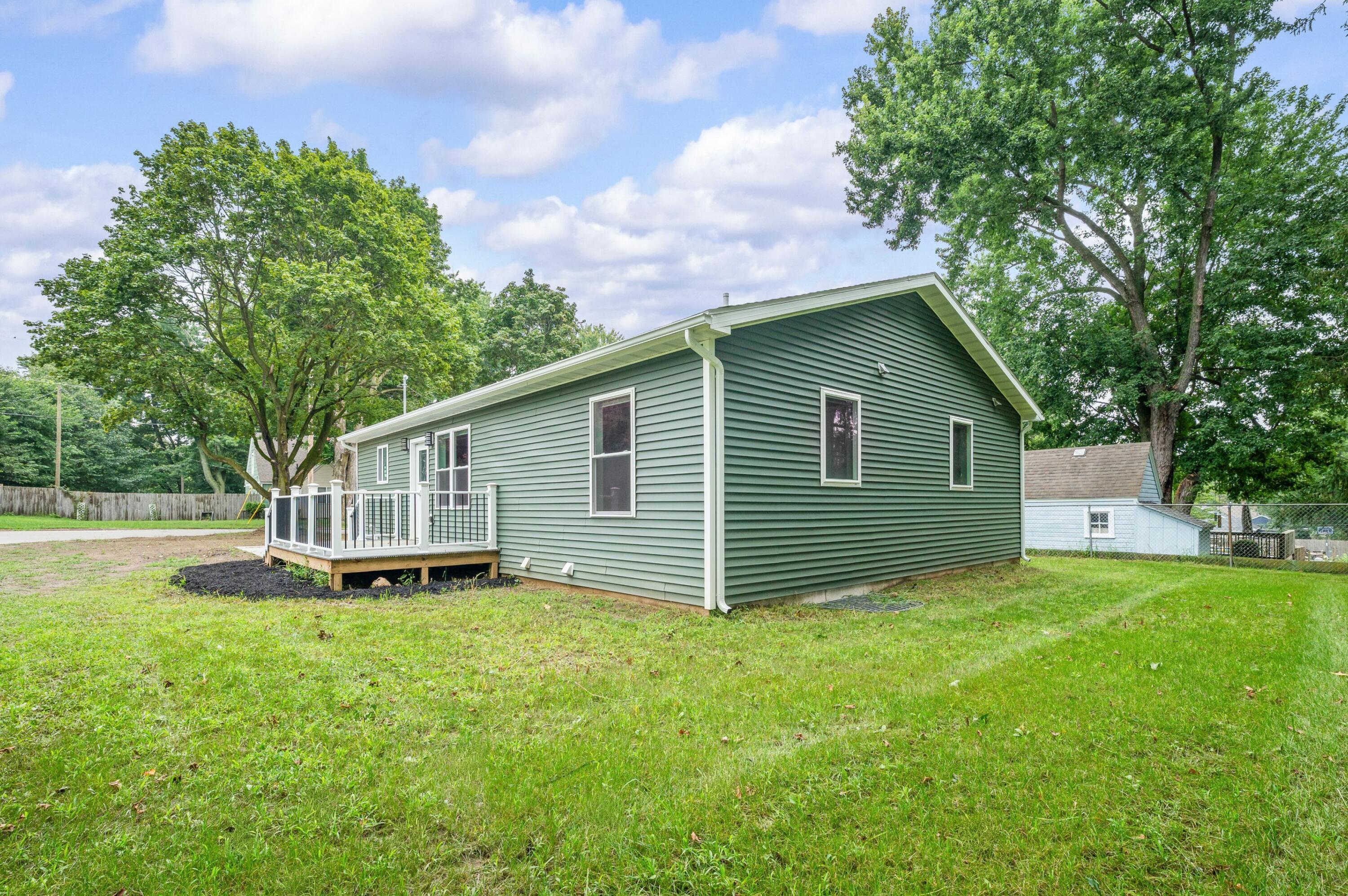 584 1st Court