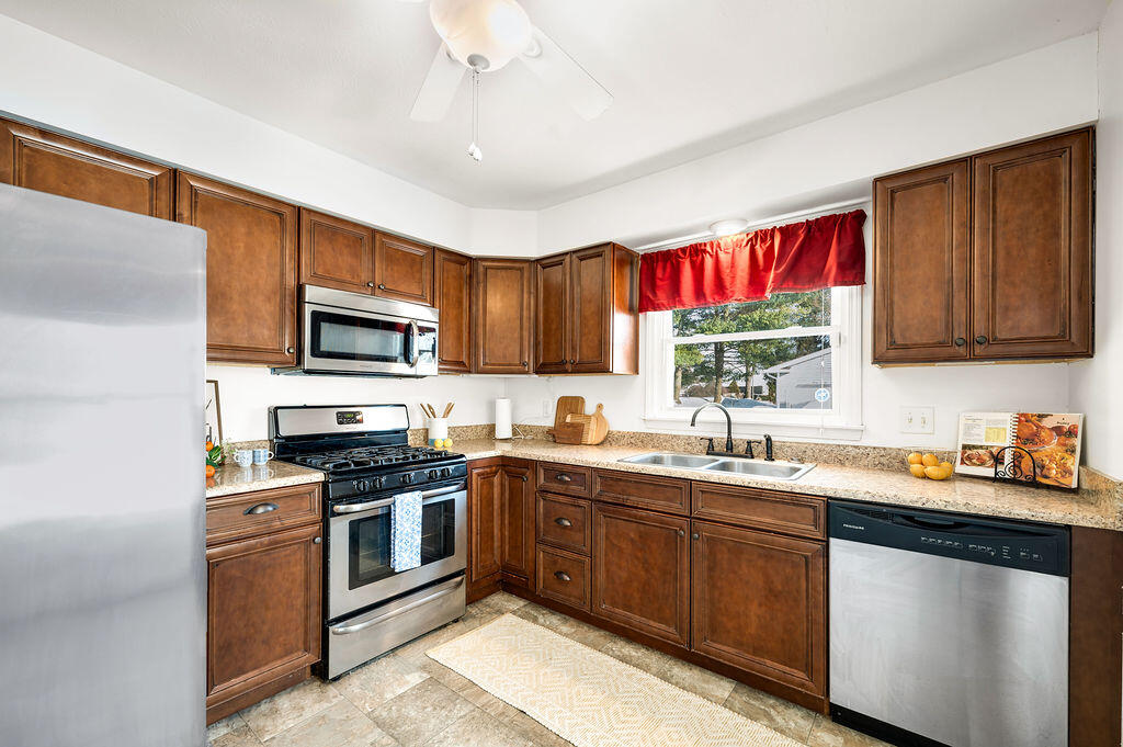 3632 Kirkwood Court