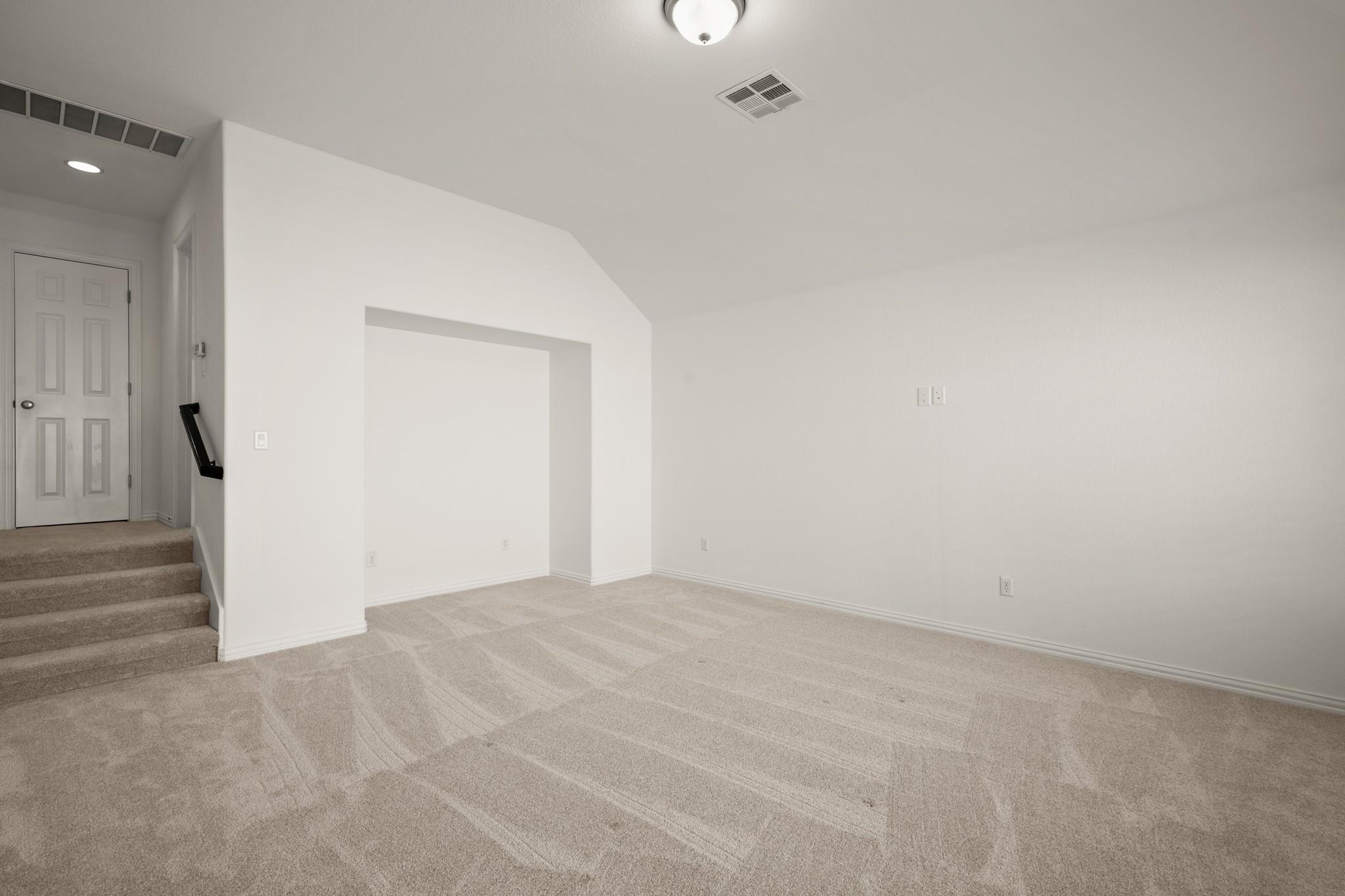 304 Fort Cobb WAY