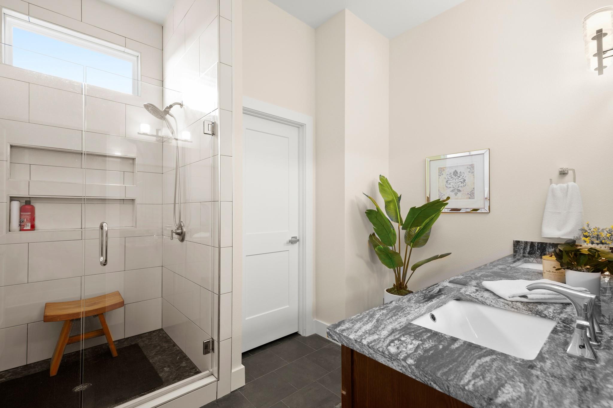 3905 Clawson RD # 12