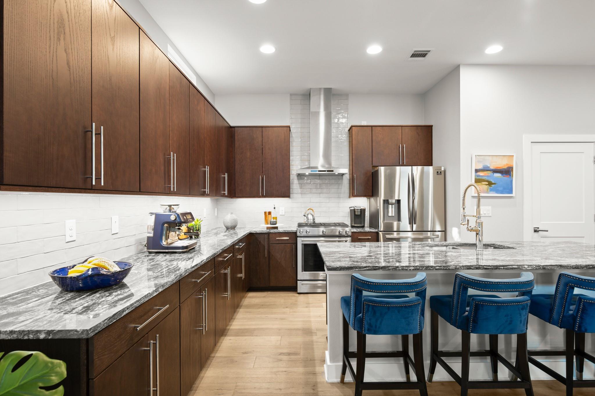 3905 Clawson RD # 12