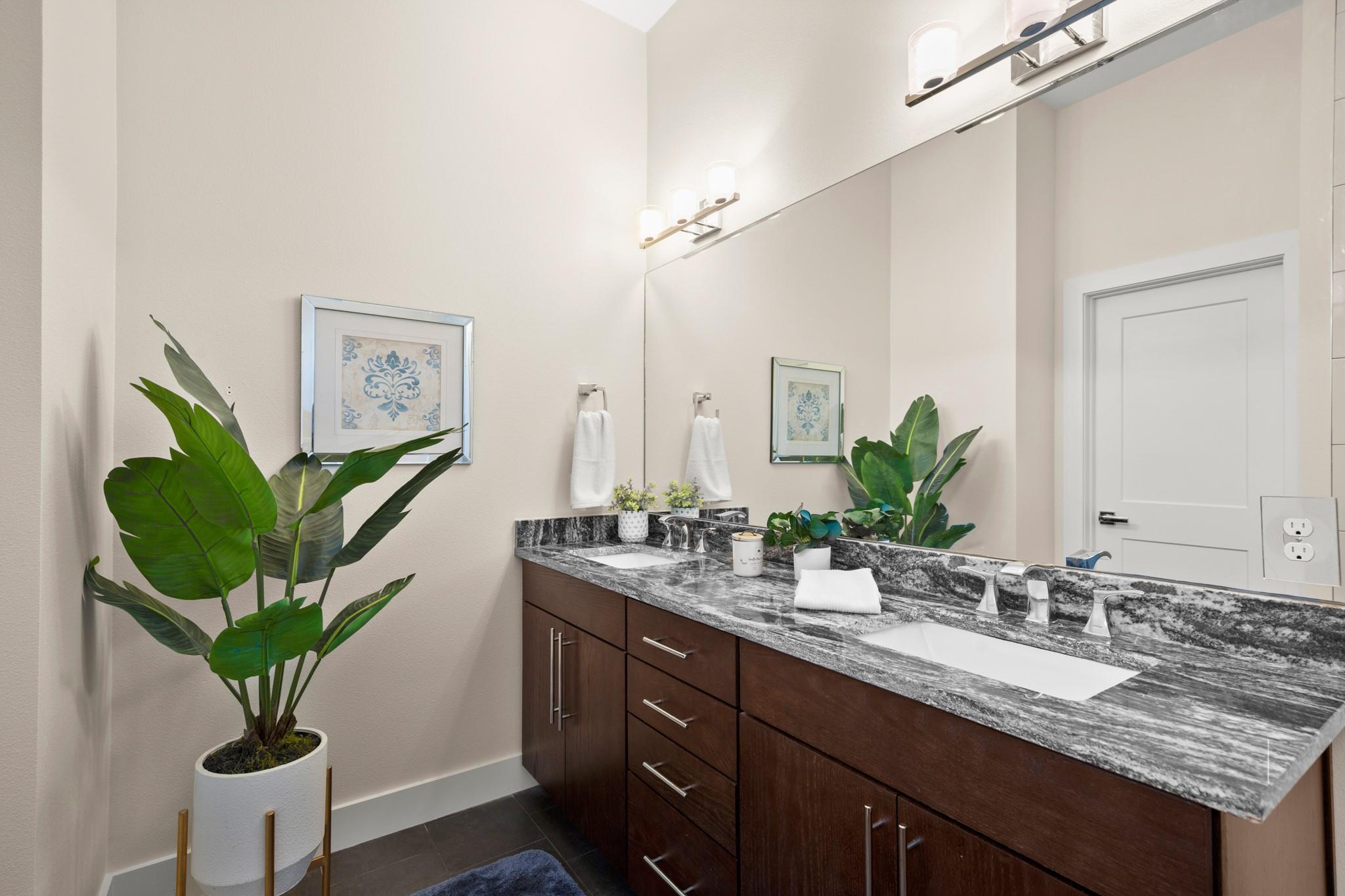 3905 Clawson RD # 12