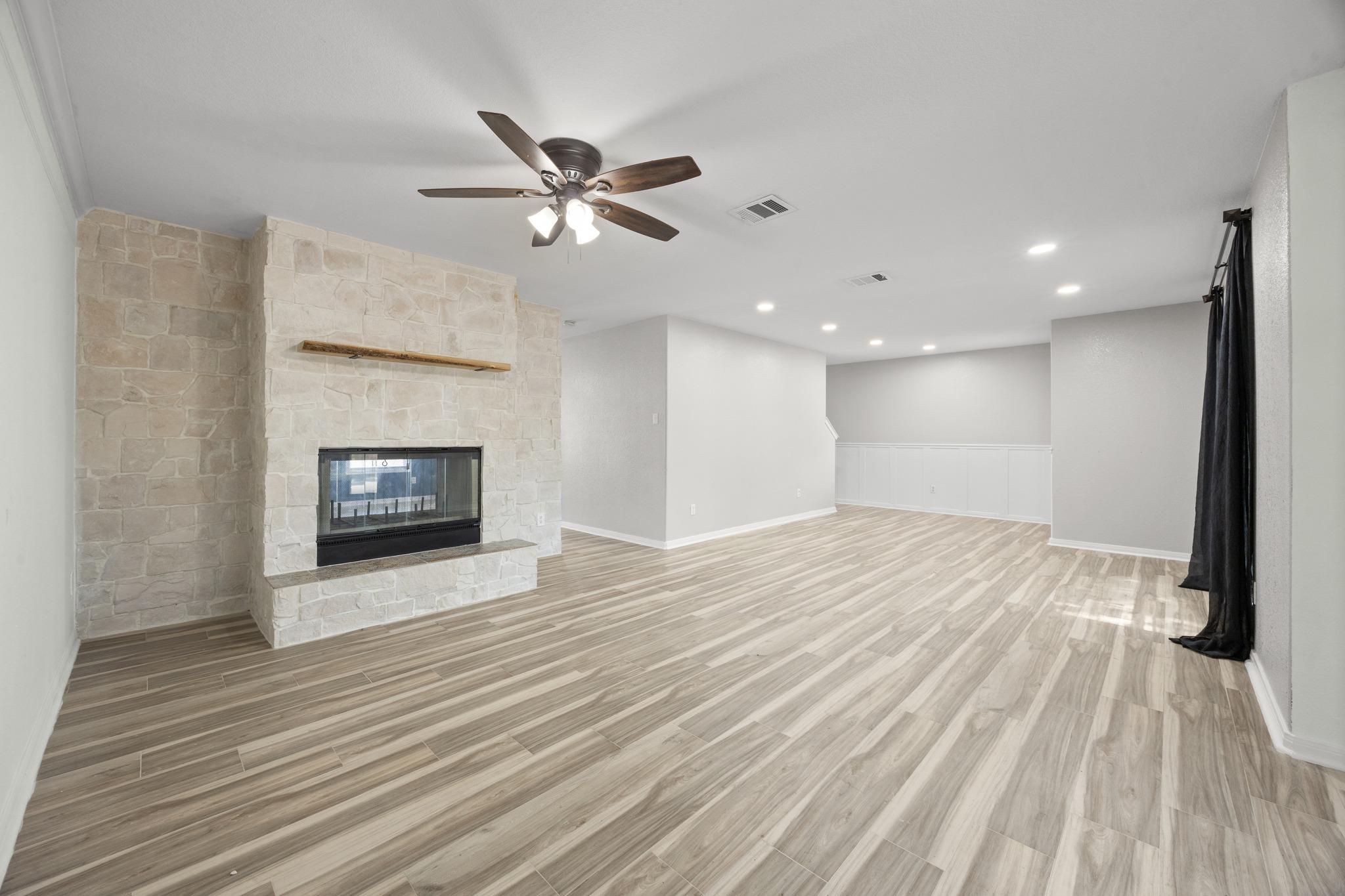 1516 Lorson LOOP