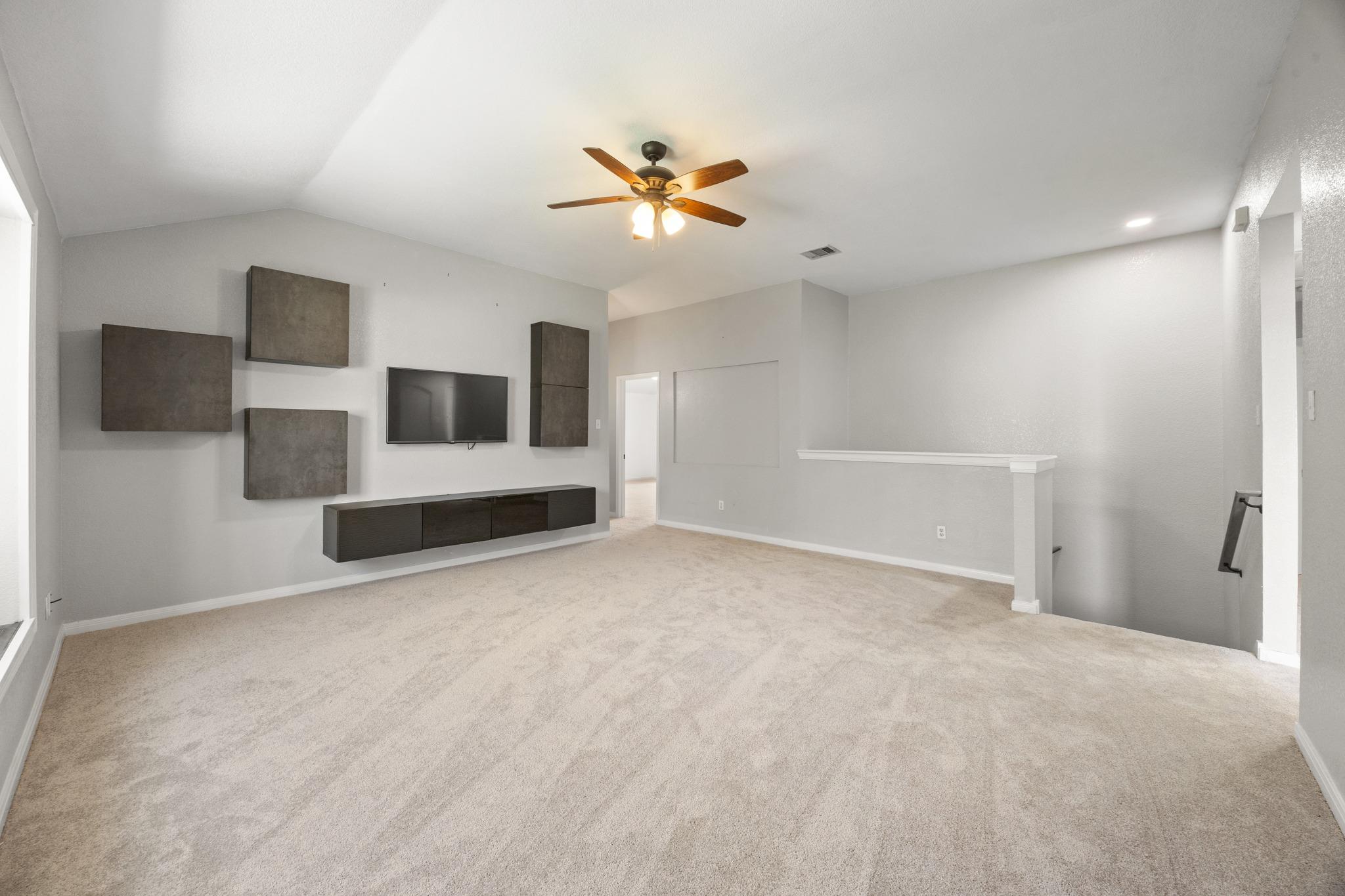 1516 Lorson LOOP