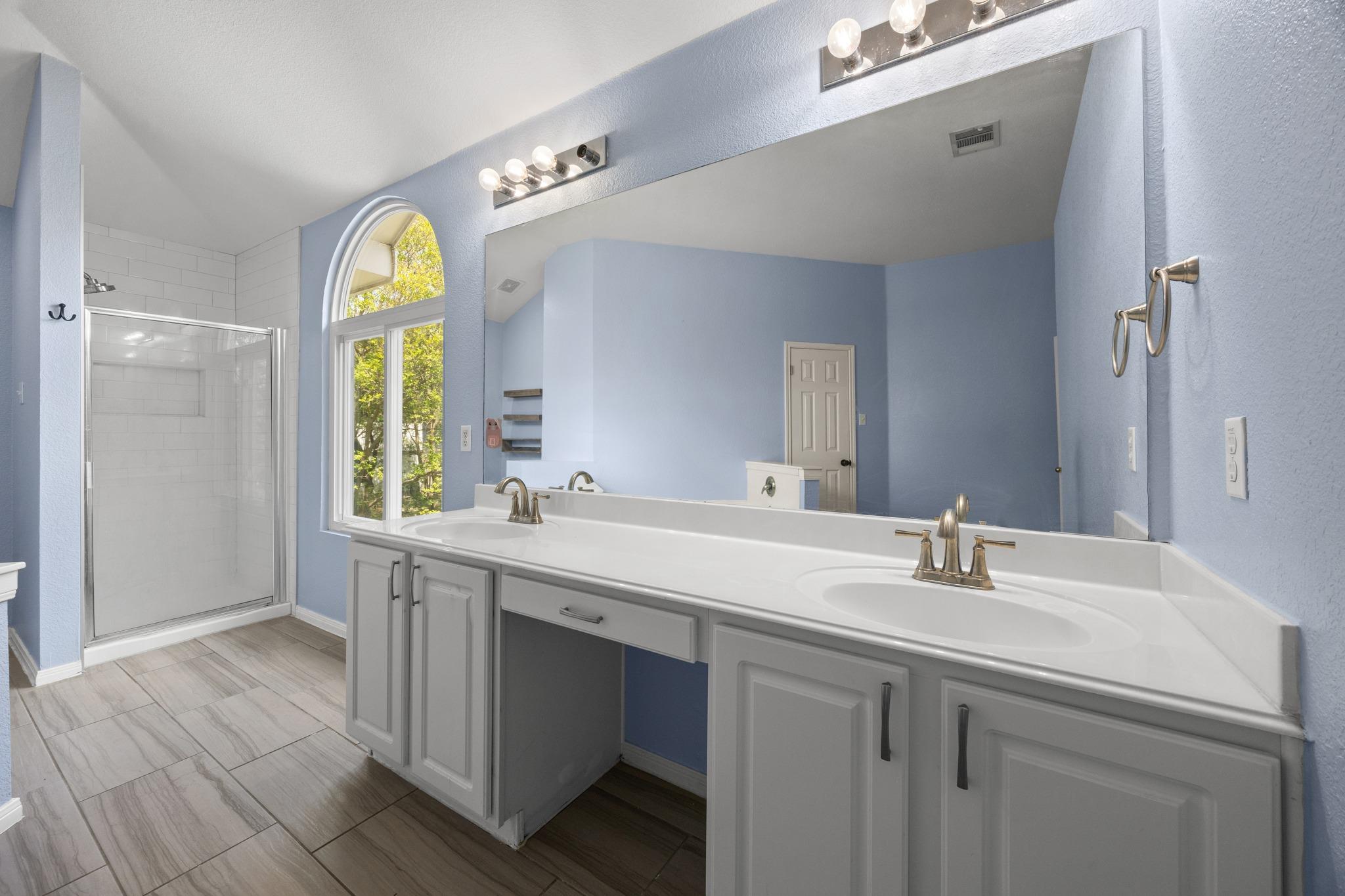 1516 Lorson LOOP