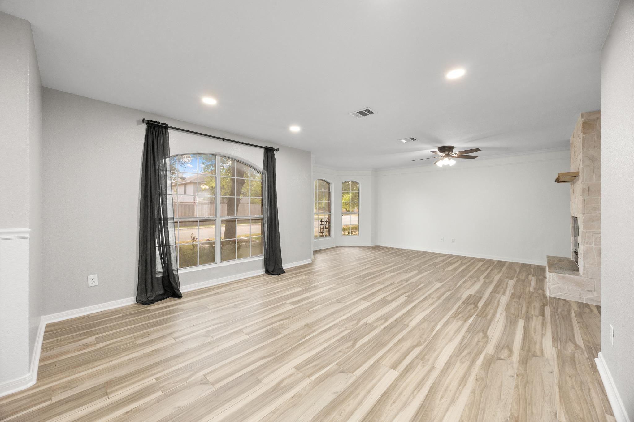 1516 Lorson LOOP