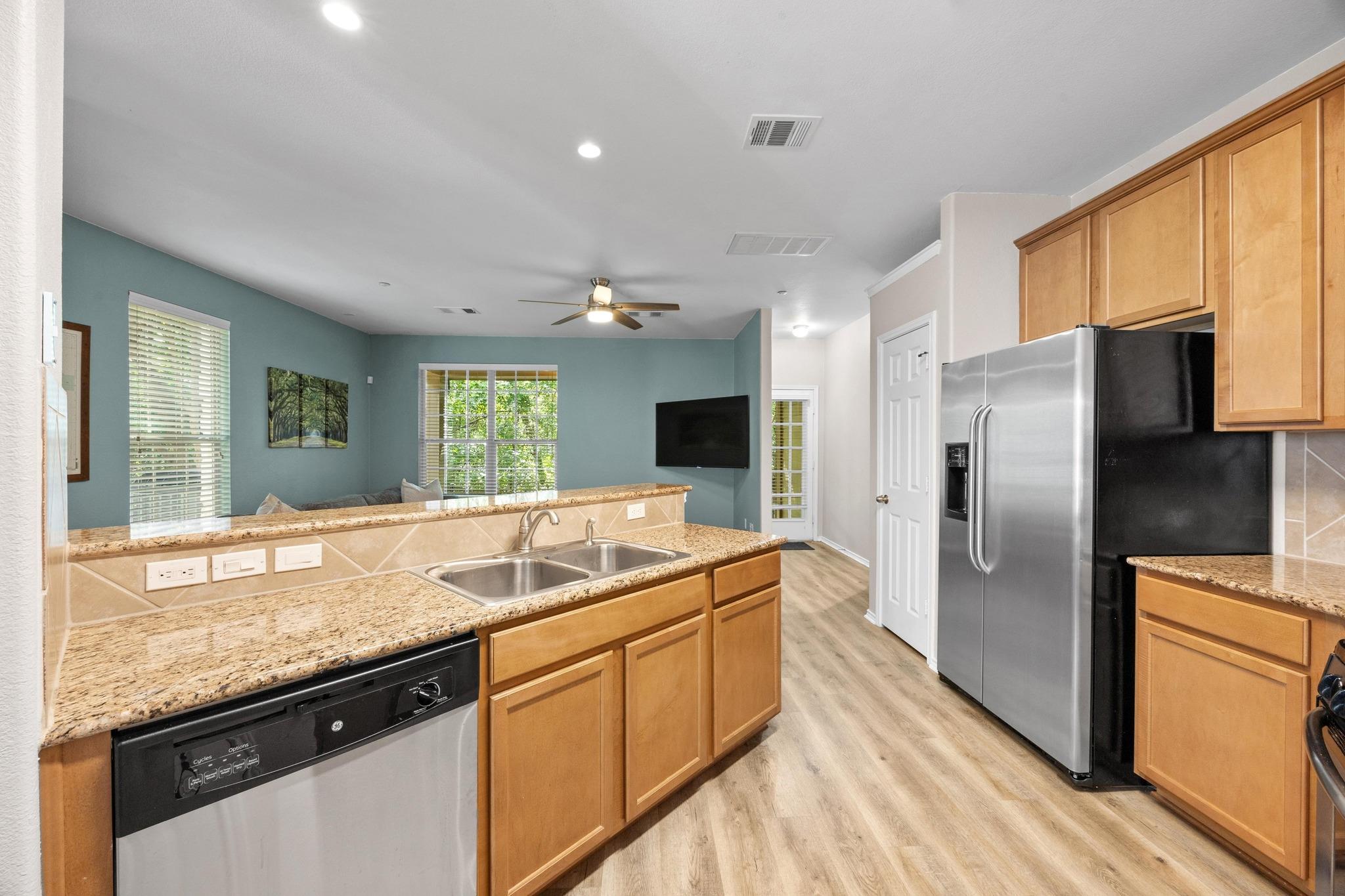 1310 W Parmer LN # 9B