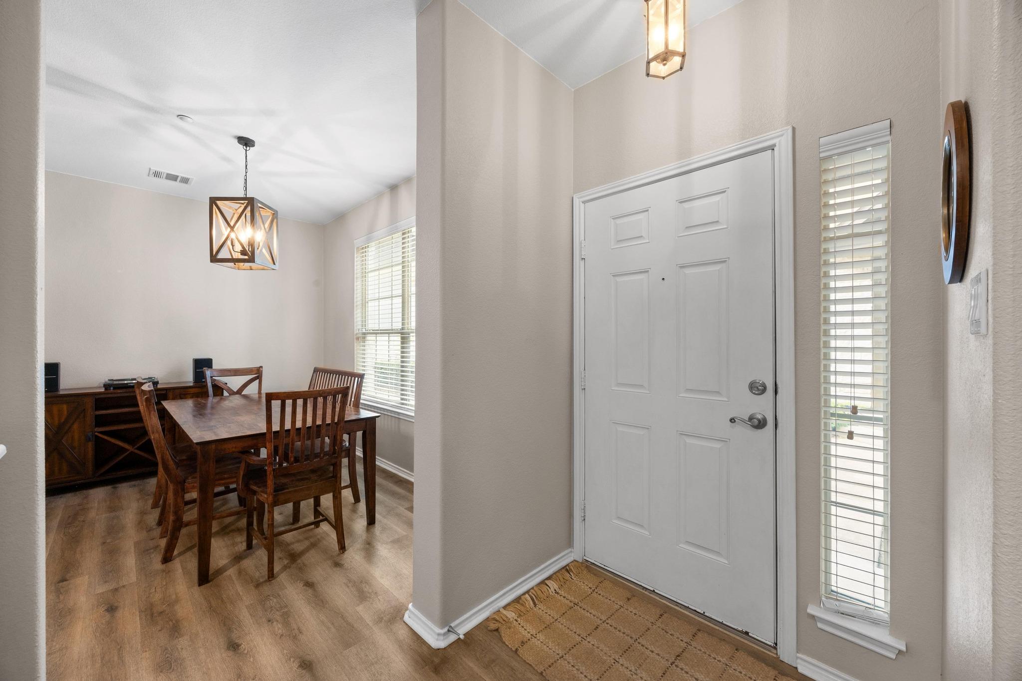 1310 W Parmer LN # 9B