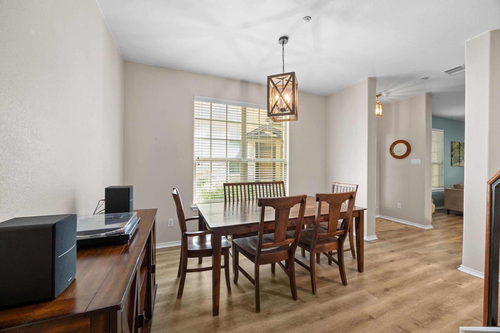 1310 W Parmer LN # 9B