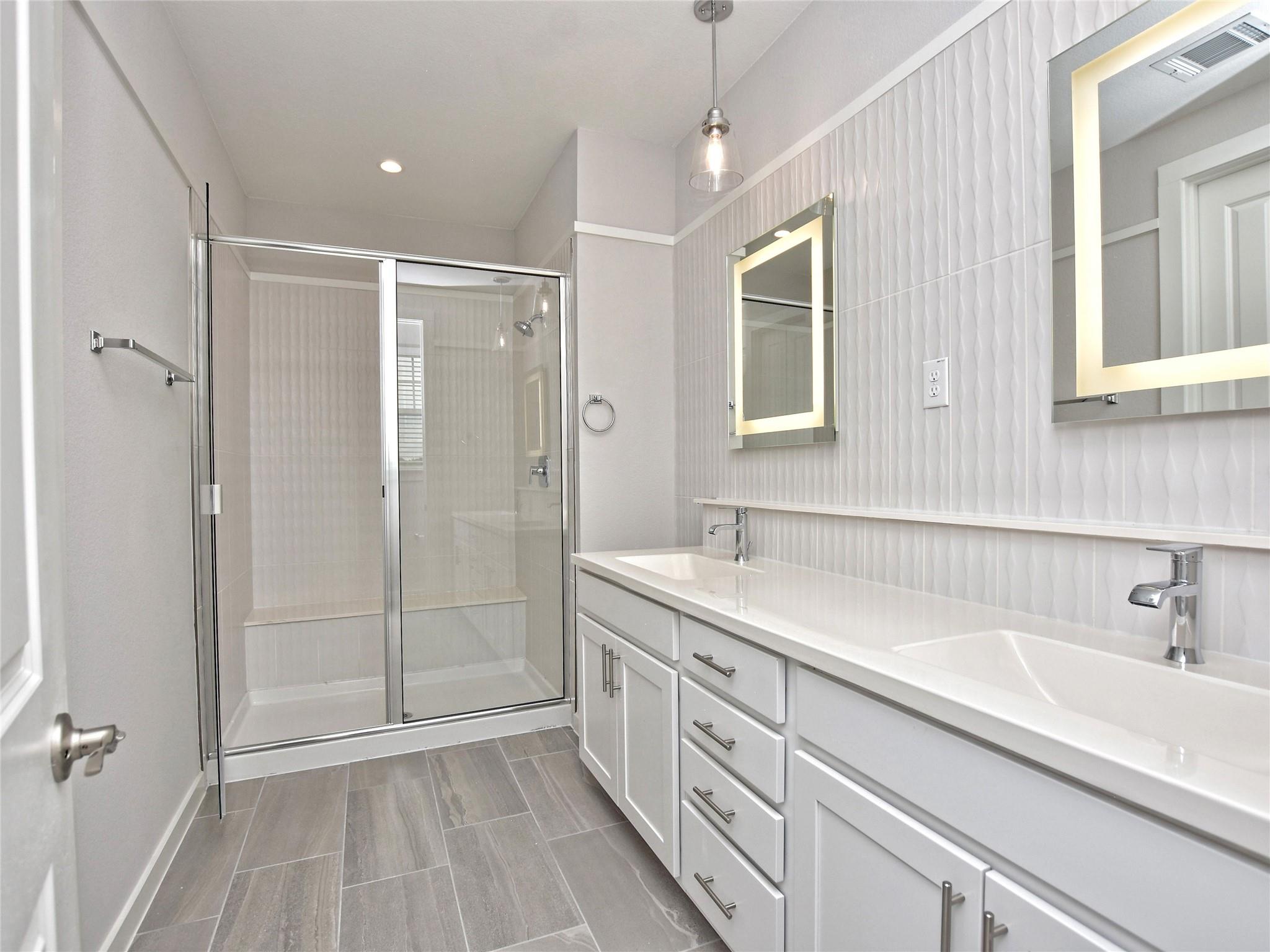 12001 Vista Parke DR # 903