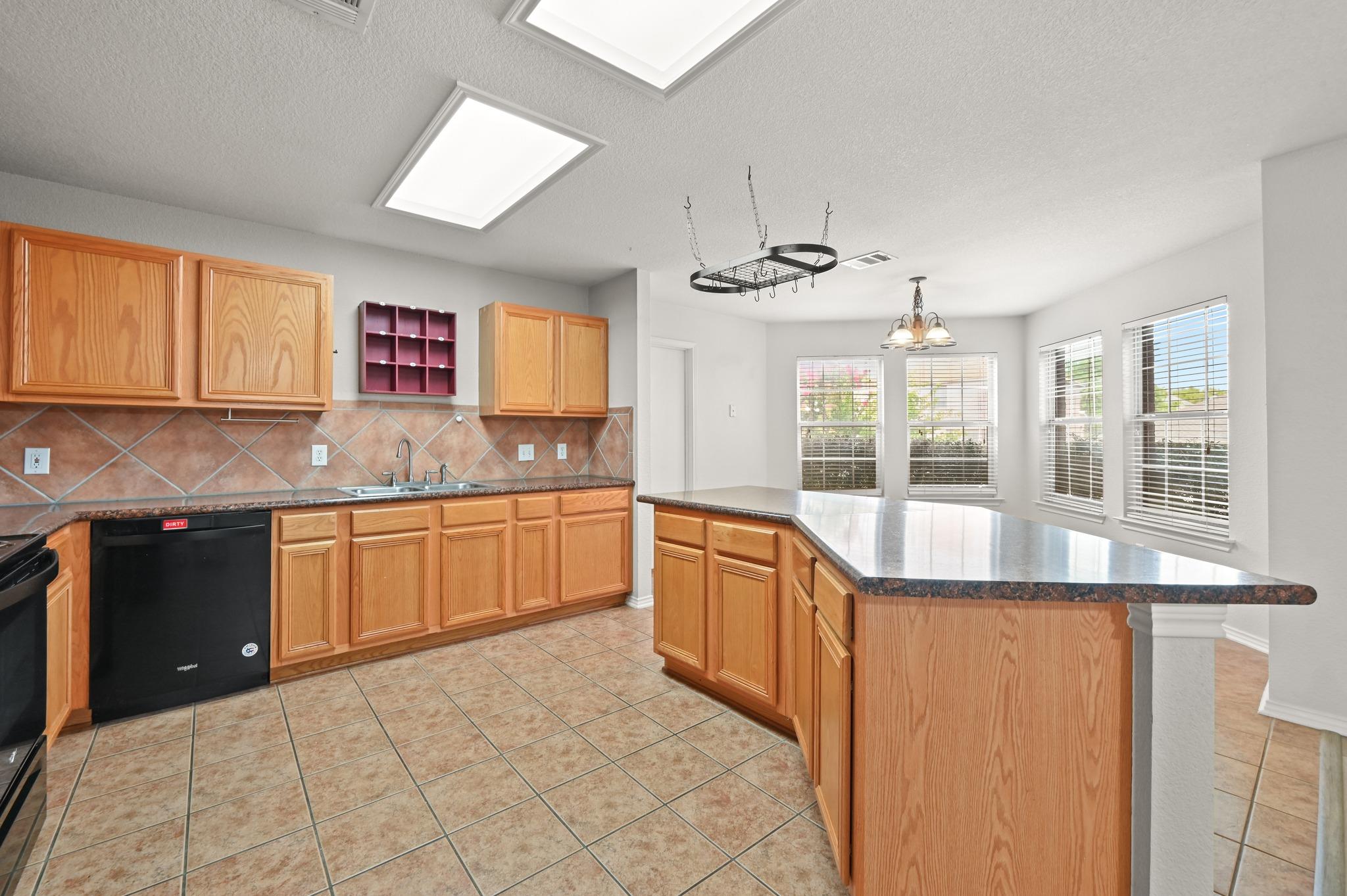 11140 Currin LN