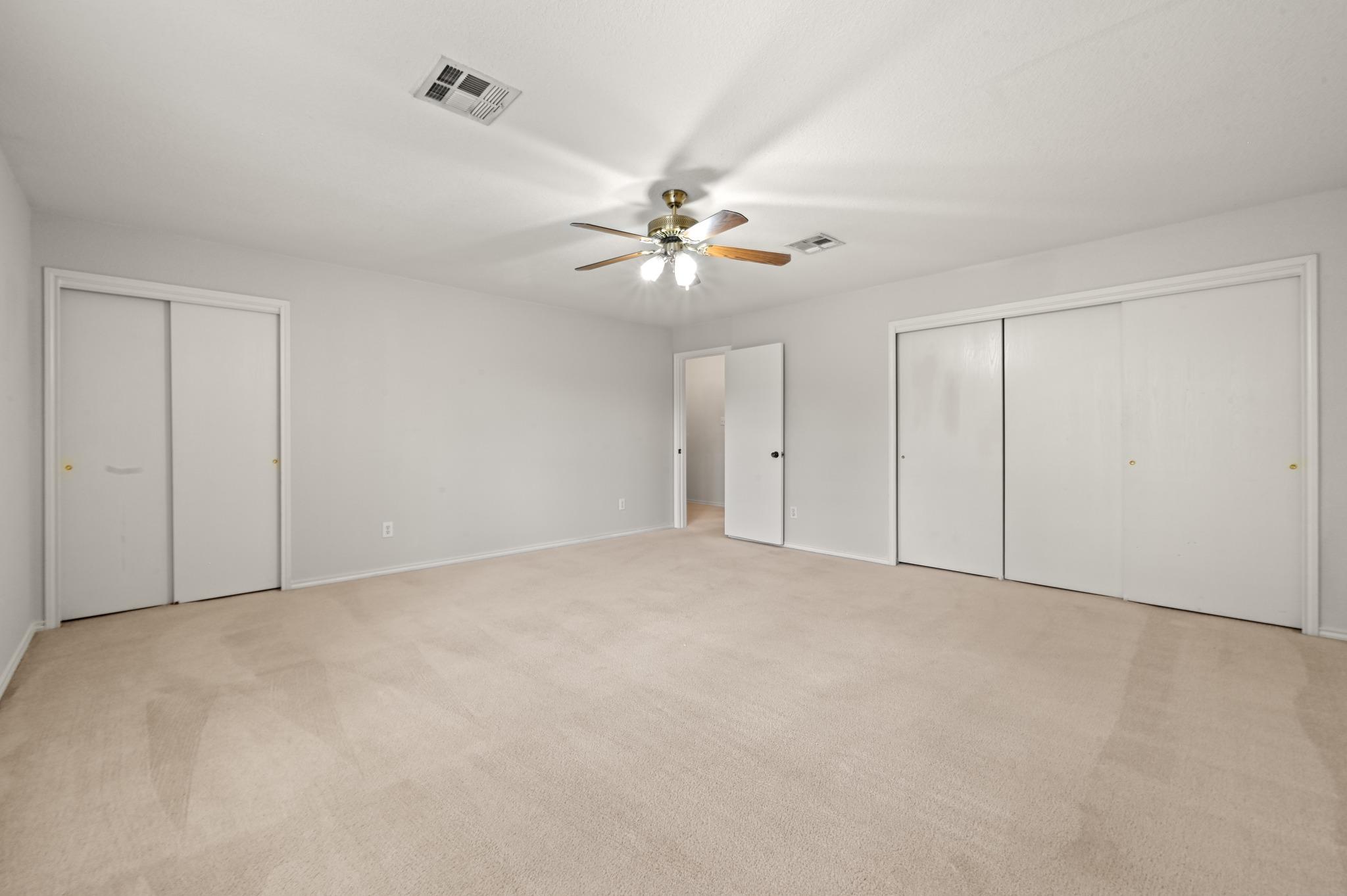 11140 Currin LN