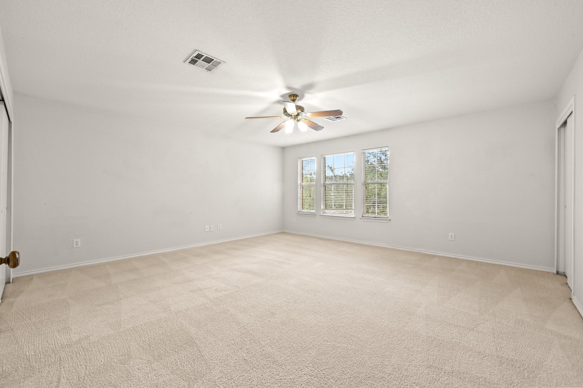 11140 Currin LN