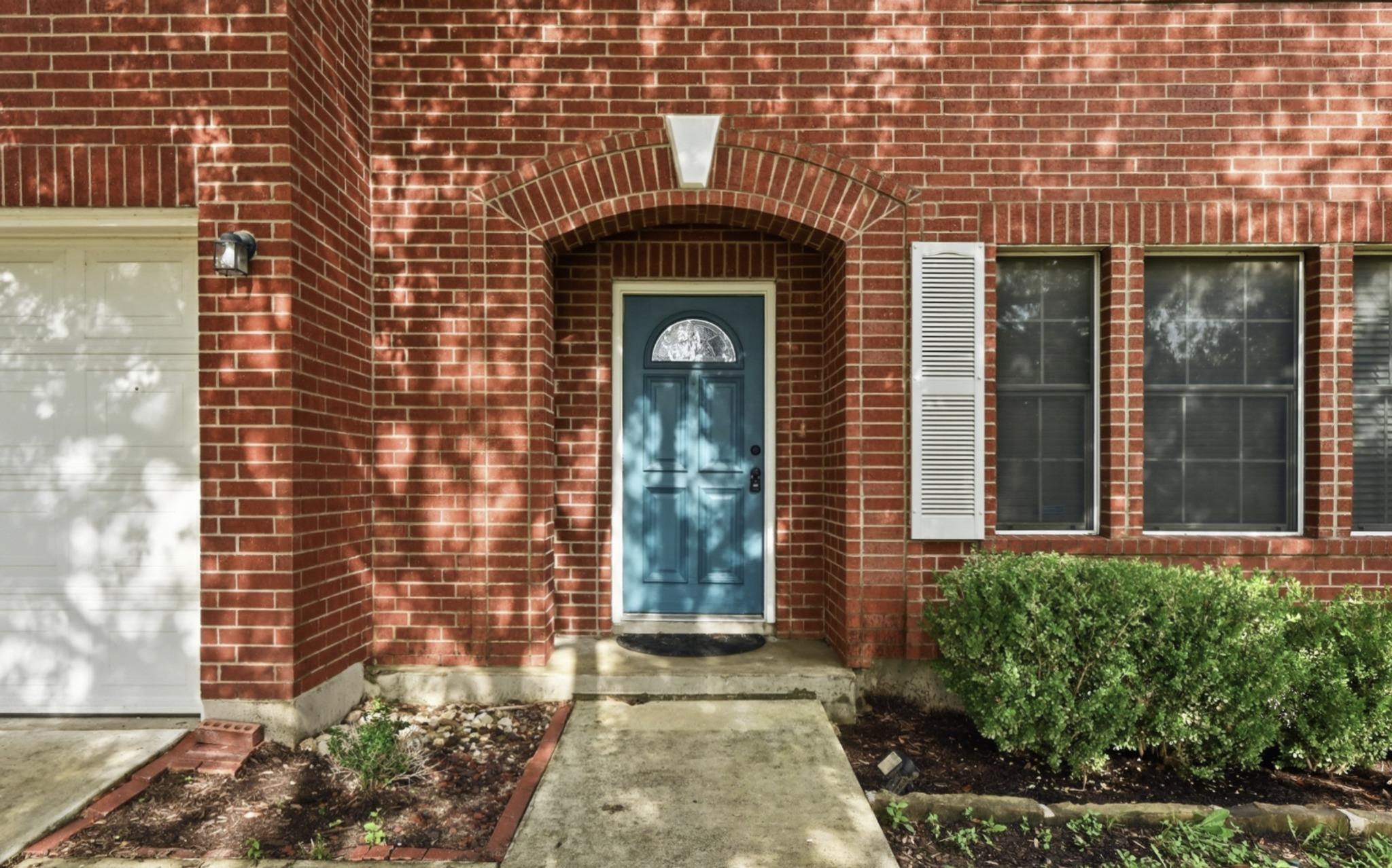 11140 Currin LN