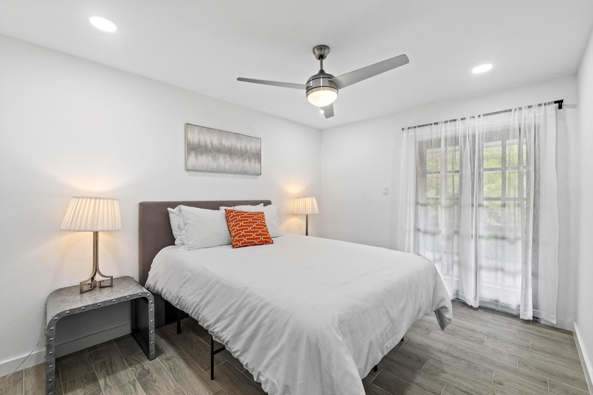 3520 Highland View DR