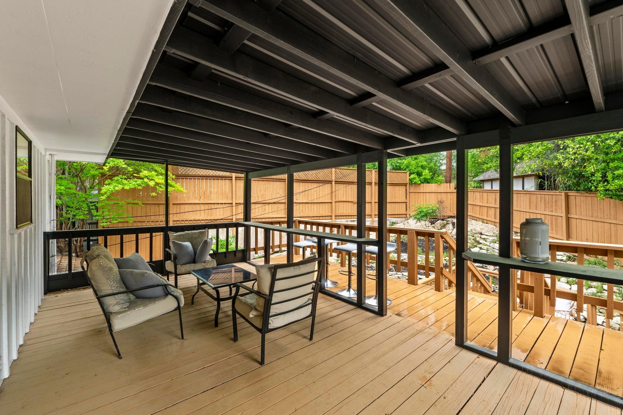 3520 Highland View DR