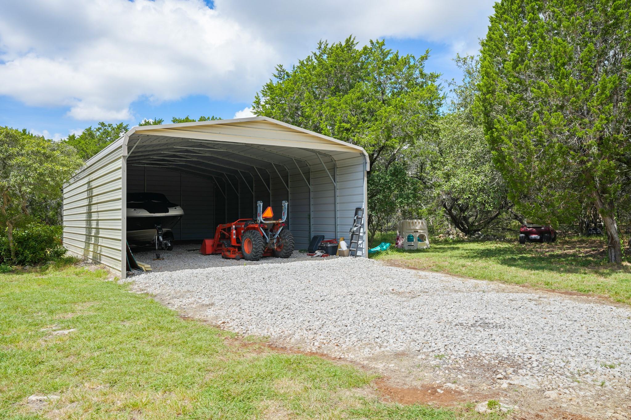 13901 FM 1826
