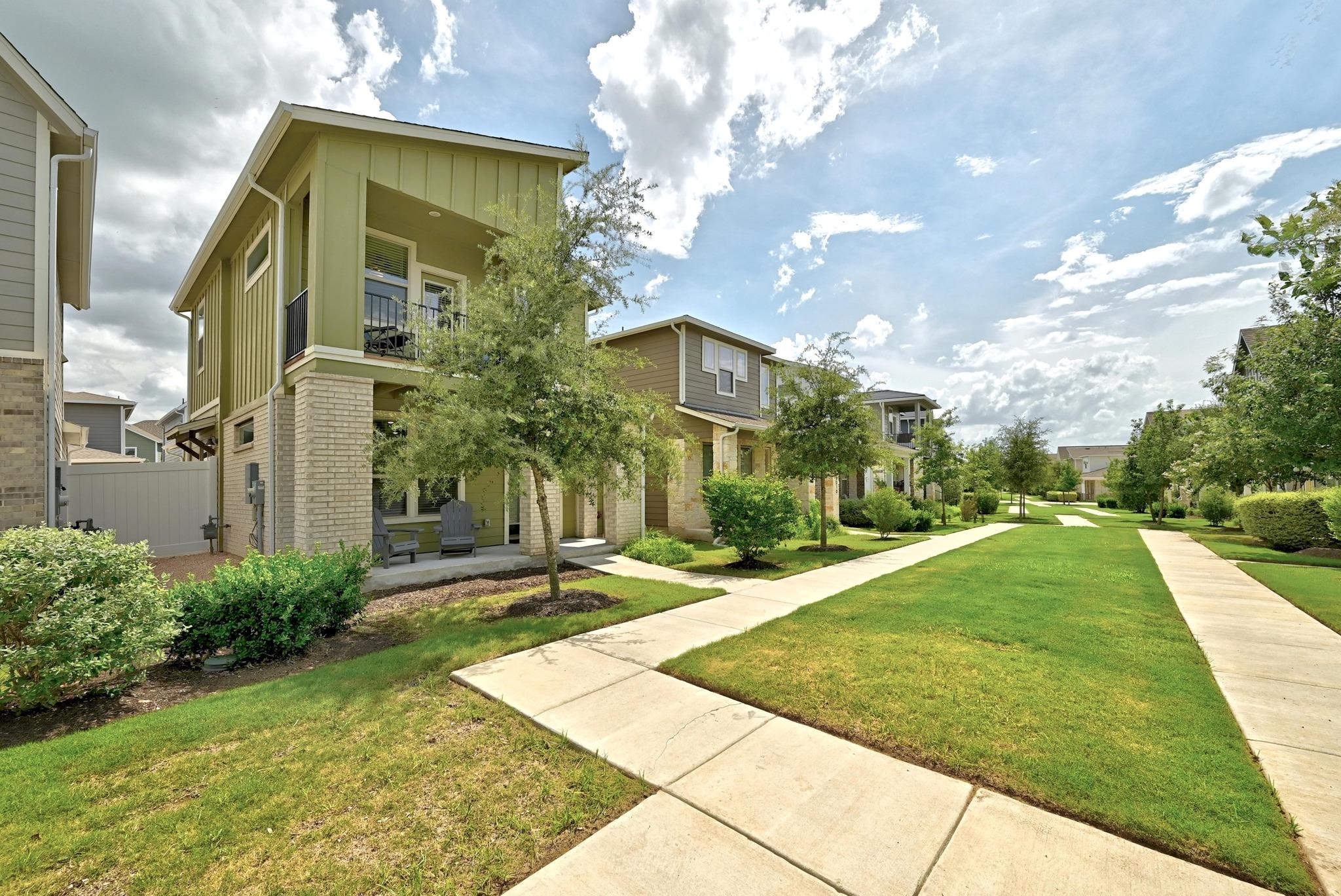 8012 Mellencamp DR