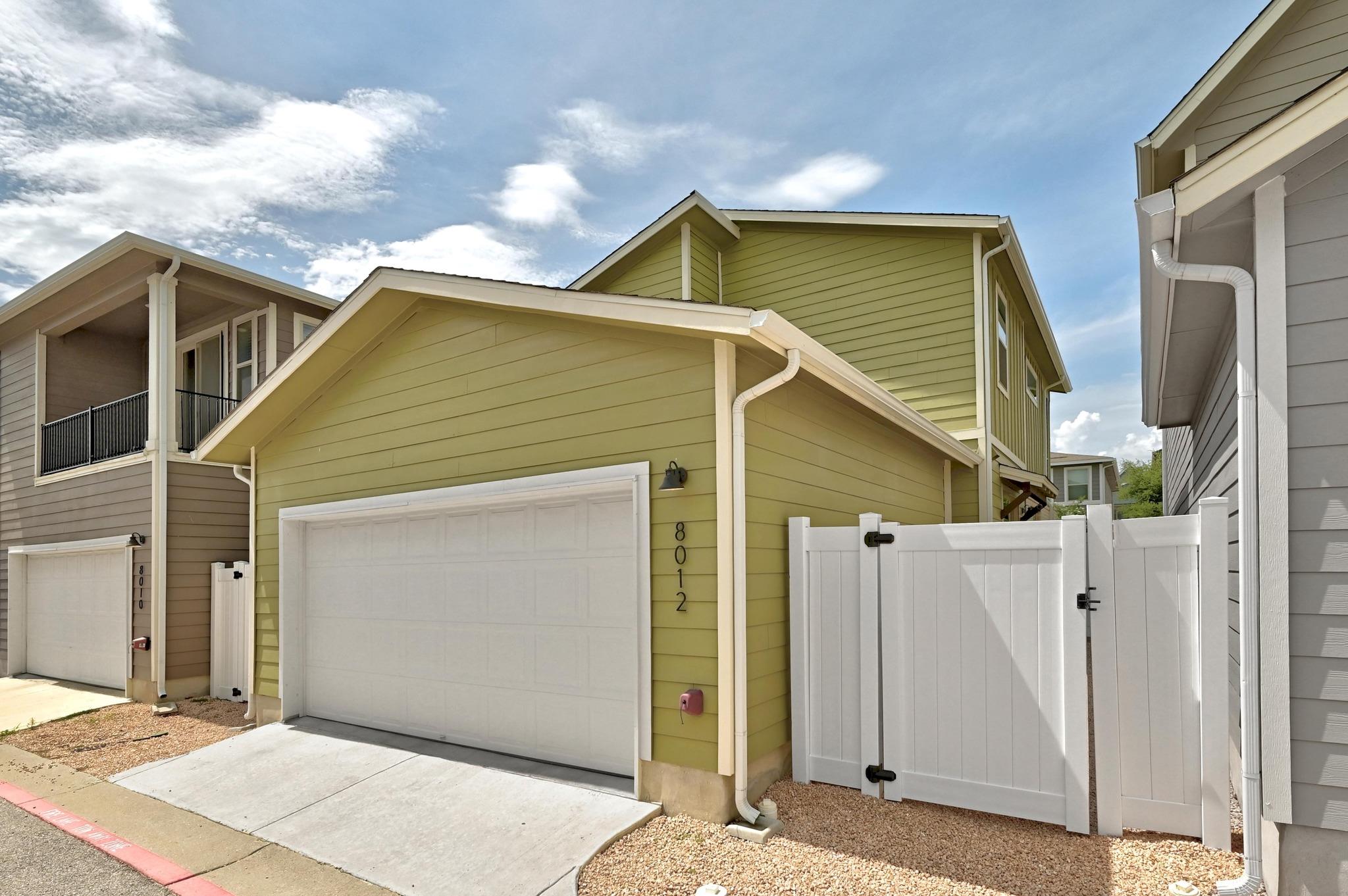 8012 Mellencamp DR