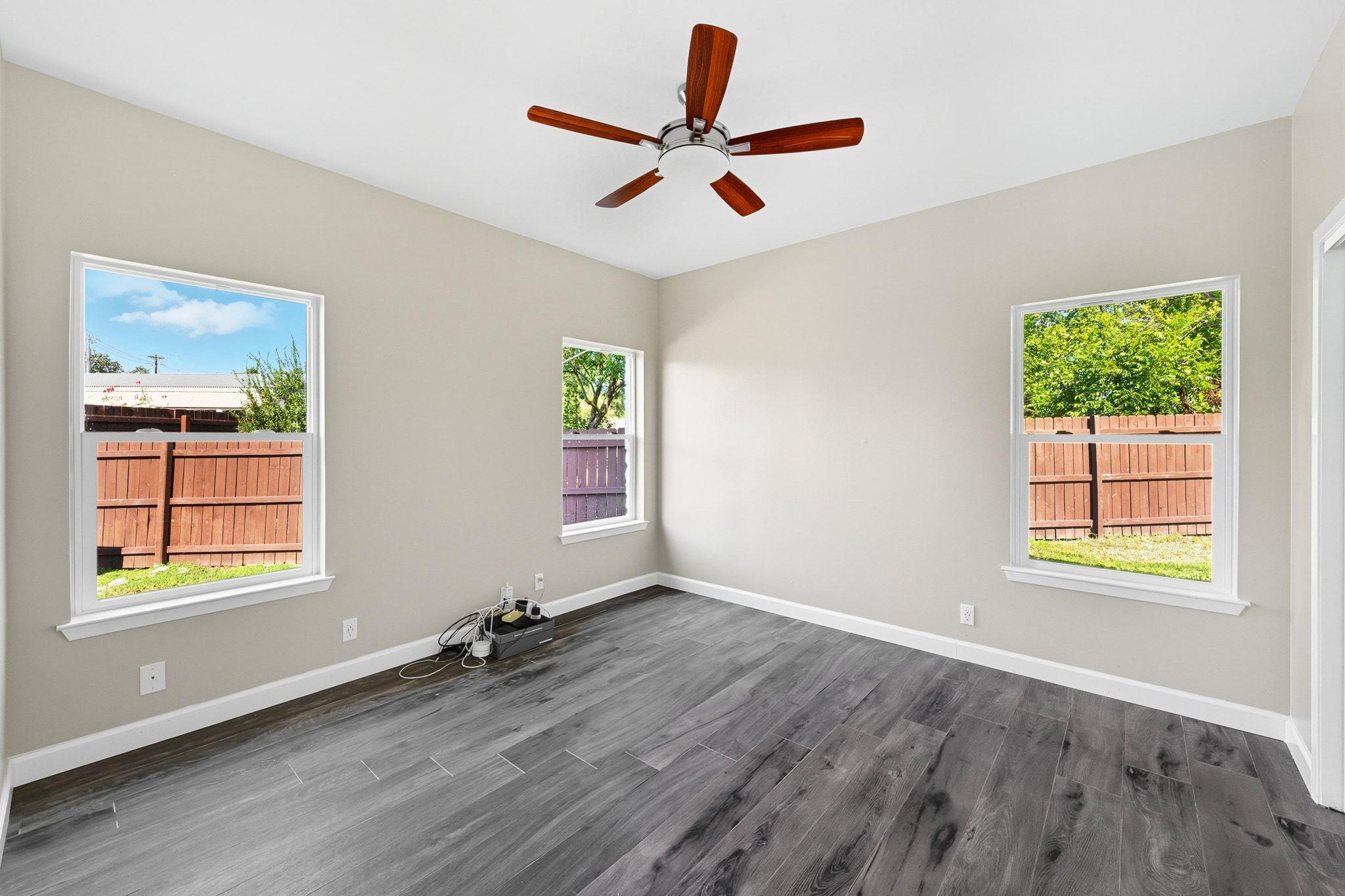 1904 Cedar Ridge DR