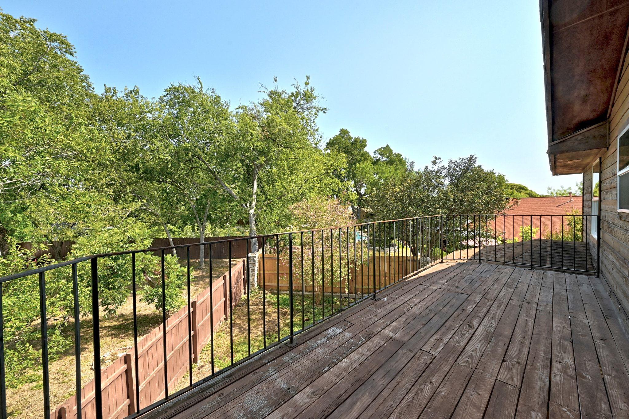1904 Cedar Ridge DR