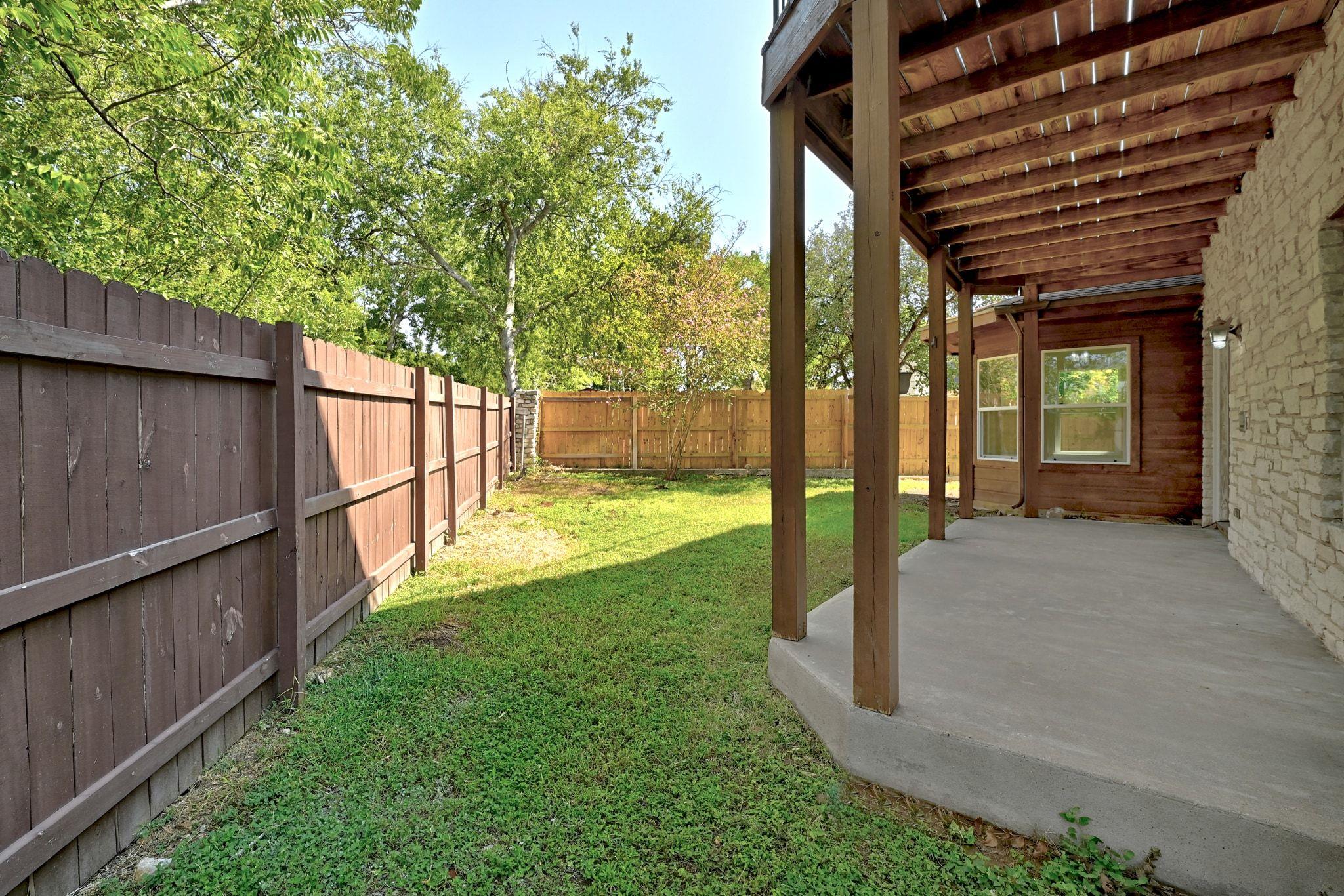 1904 Cedar Ridge DR