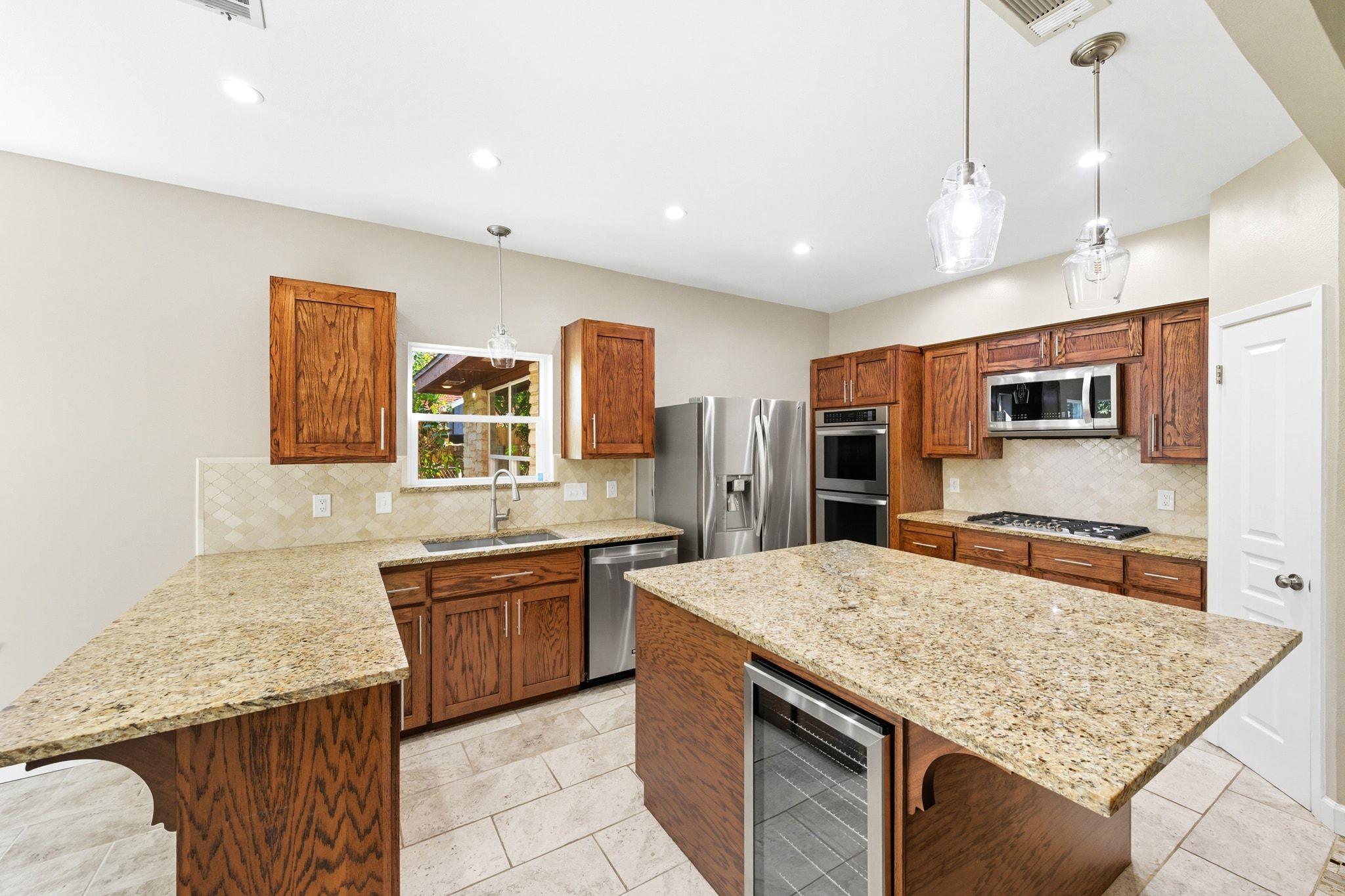 1904 Cedar Ridge DR