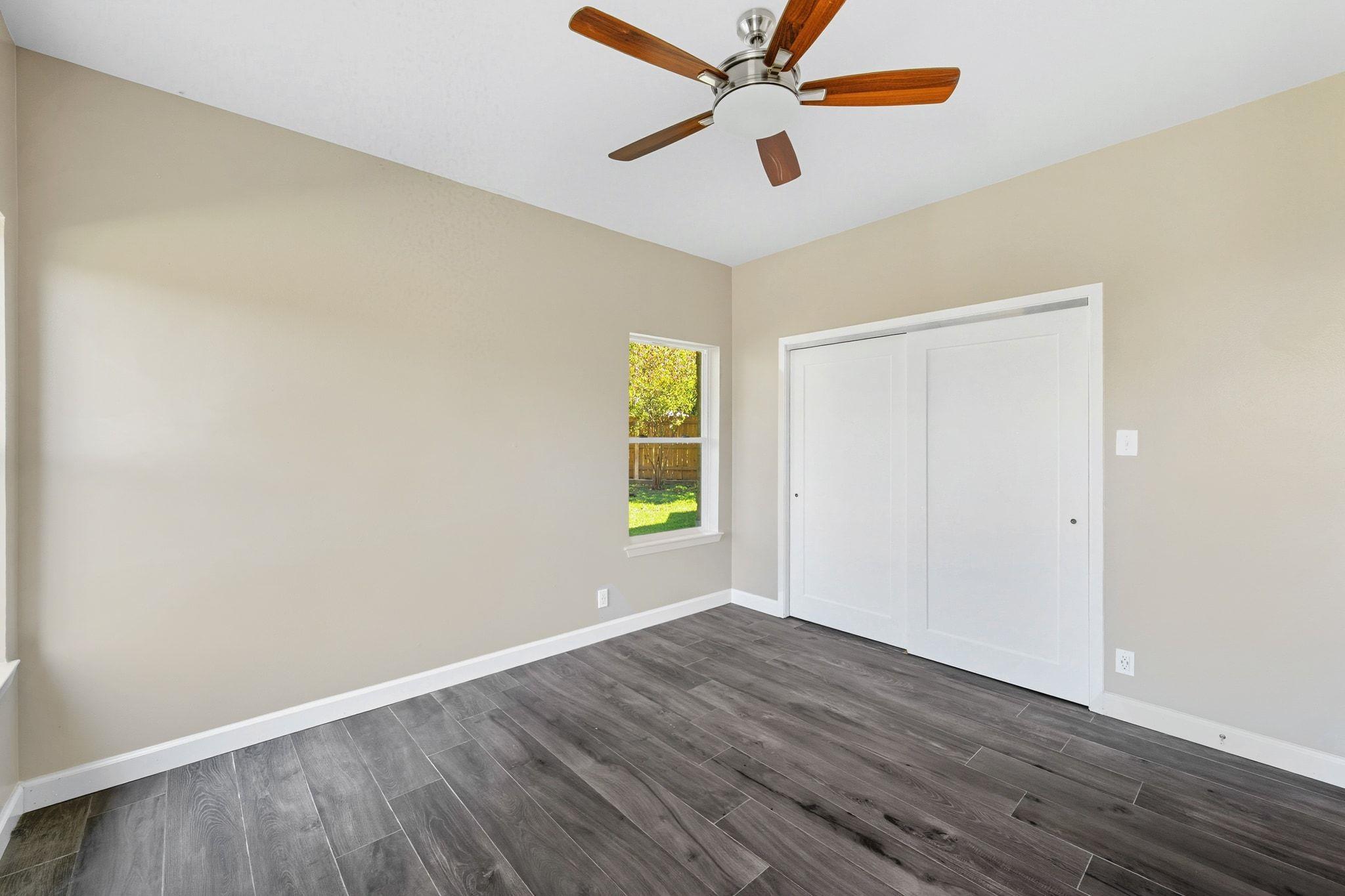 1904 Cedar Ridge DR