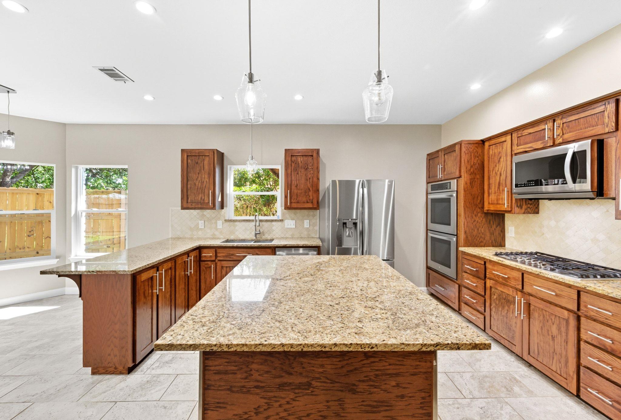 1904 Cedar Ridge DR