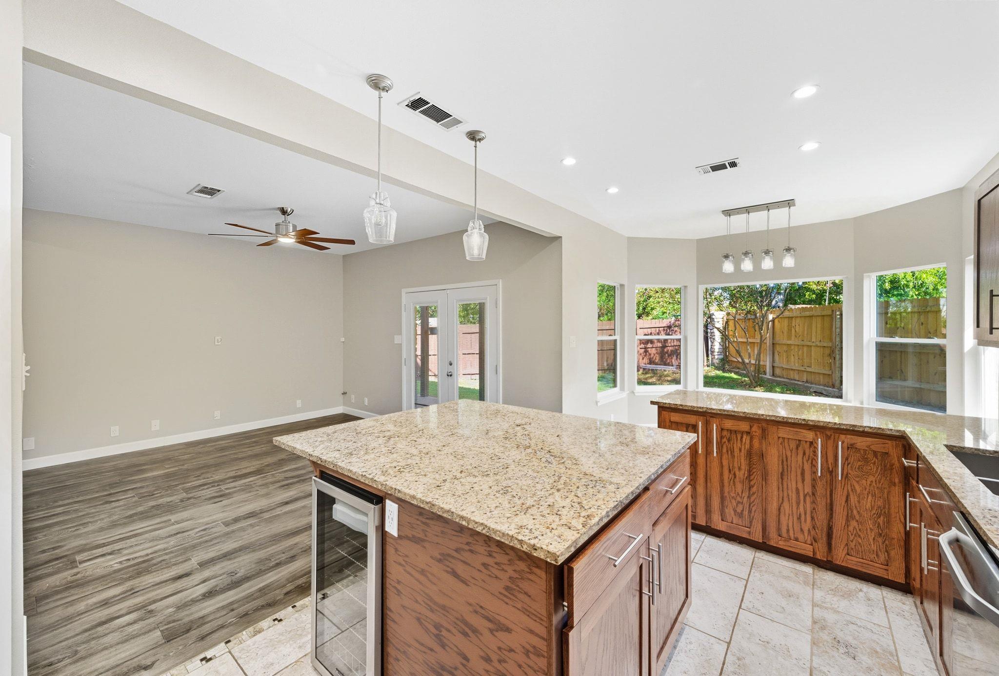 1904 Cedar Ridge DR