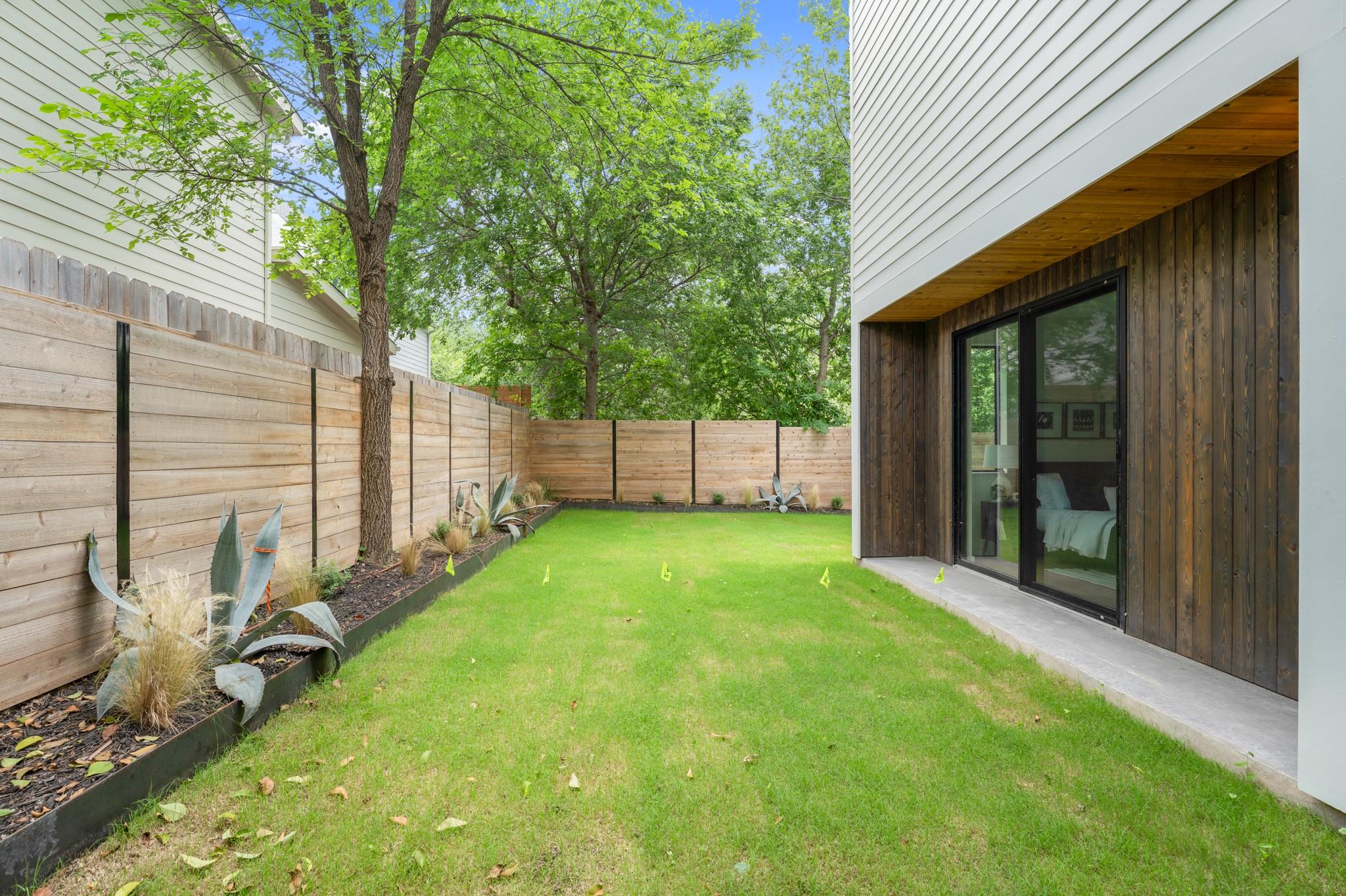 5511 Joe Sayers Ave # B