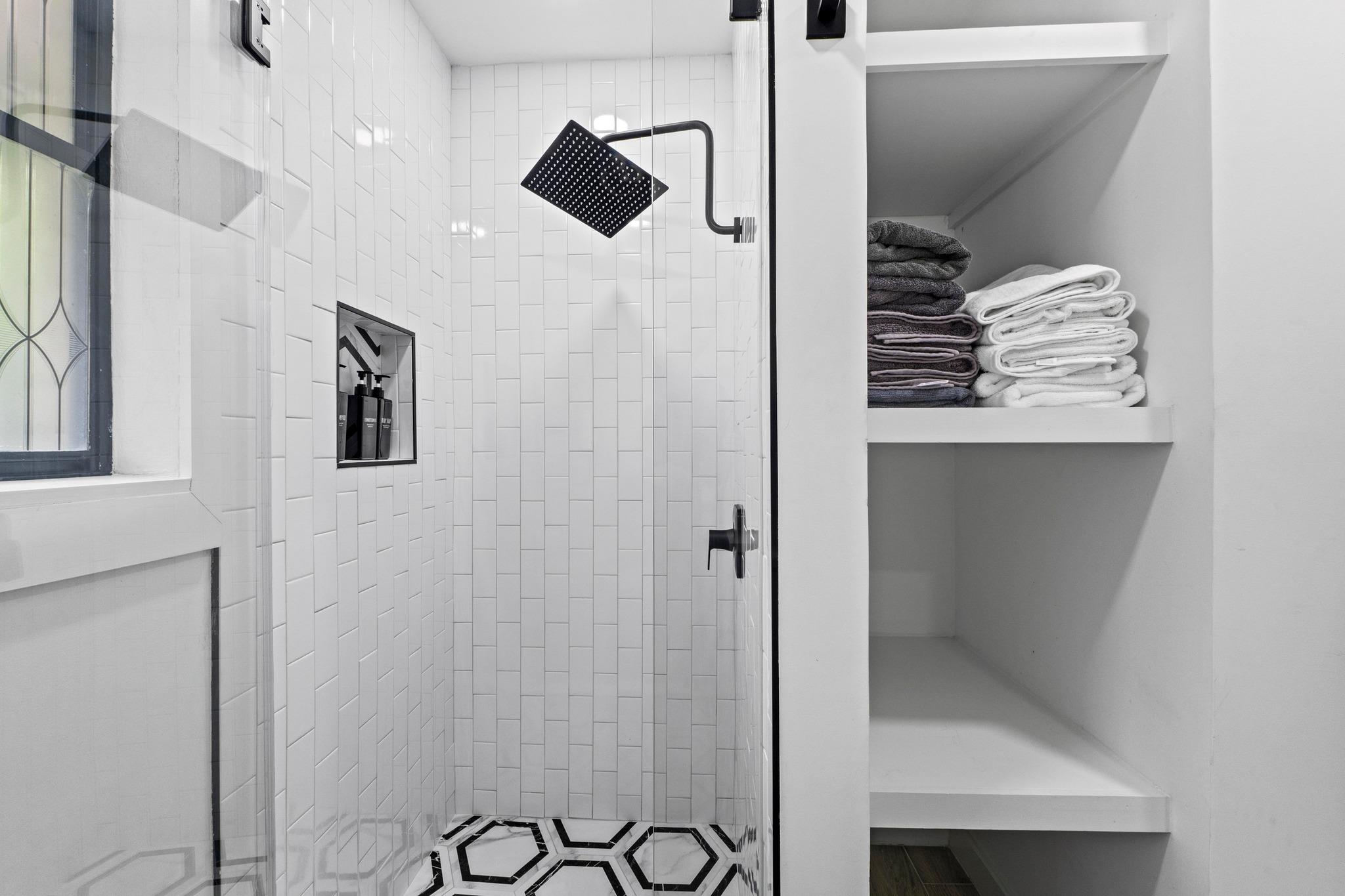 3520 Highland View DR