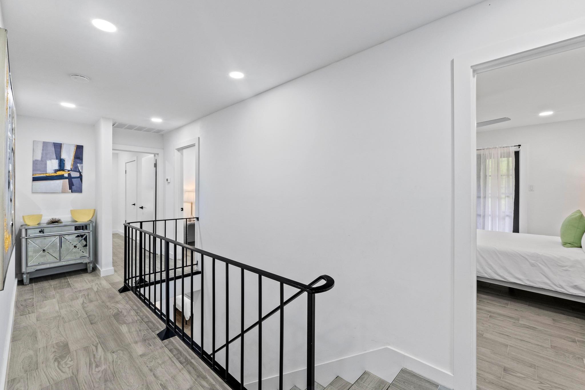 3520 Highland View DR