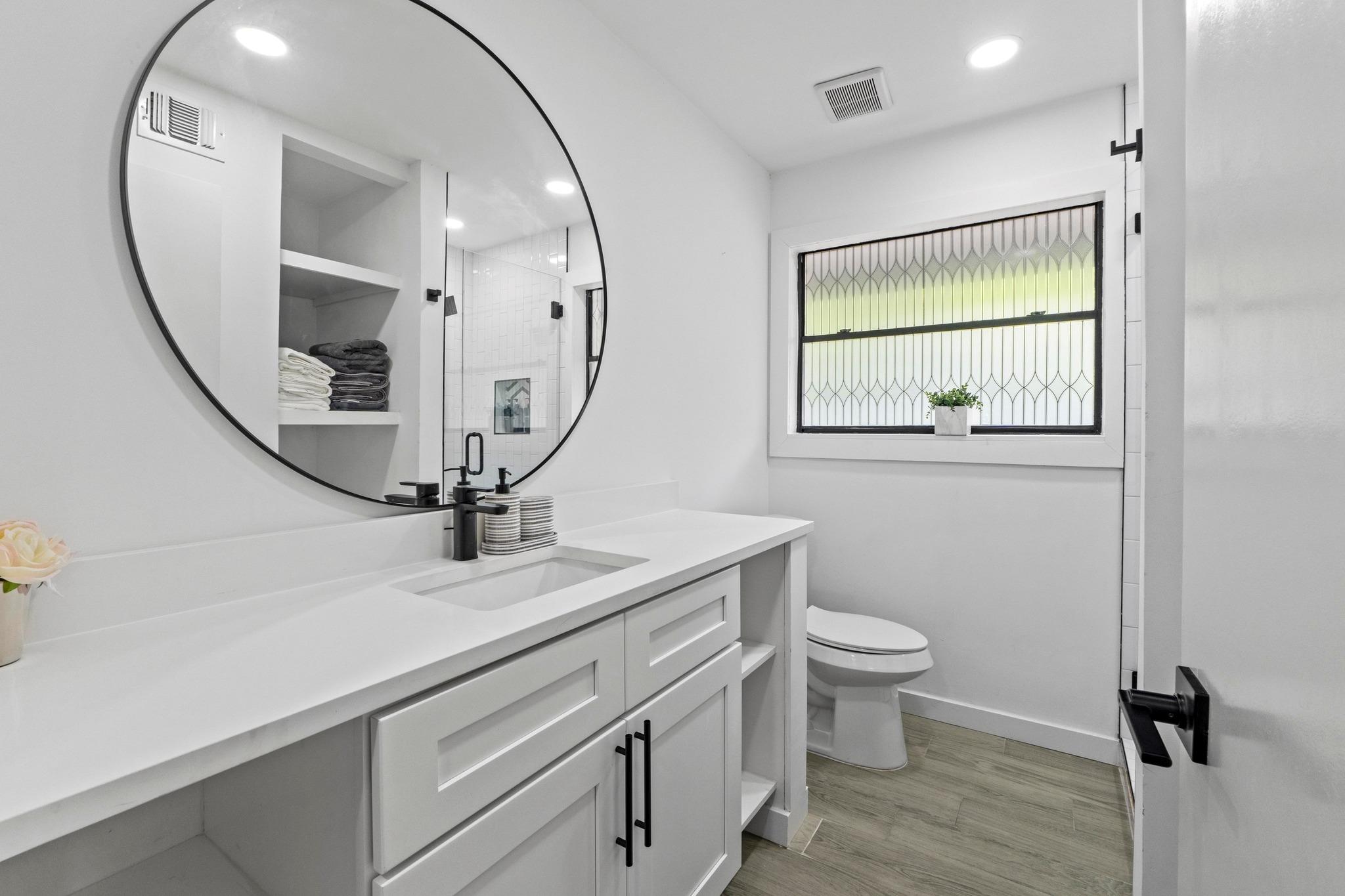 3520 Highland View DR