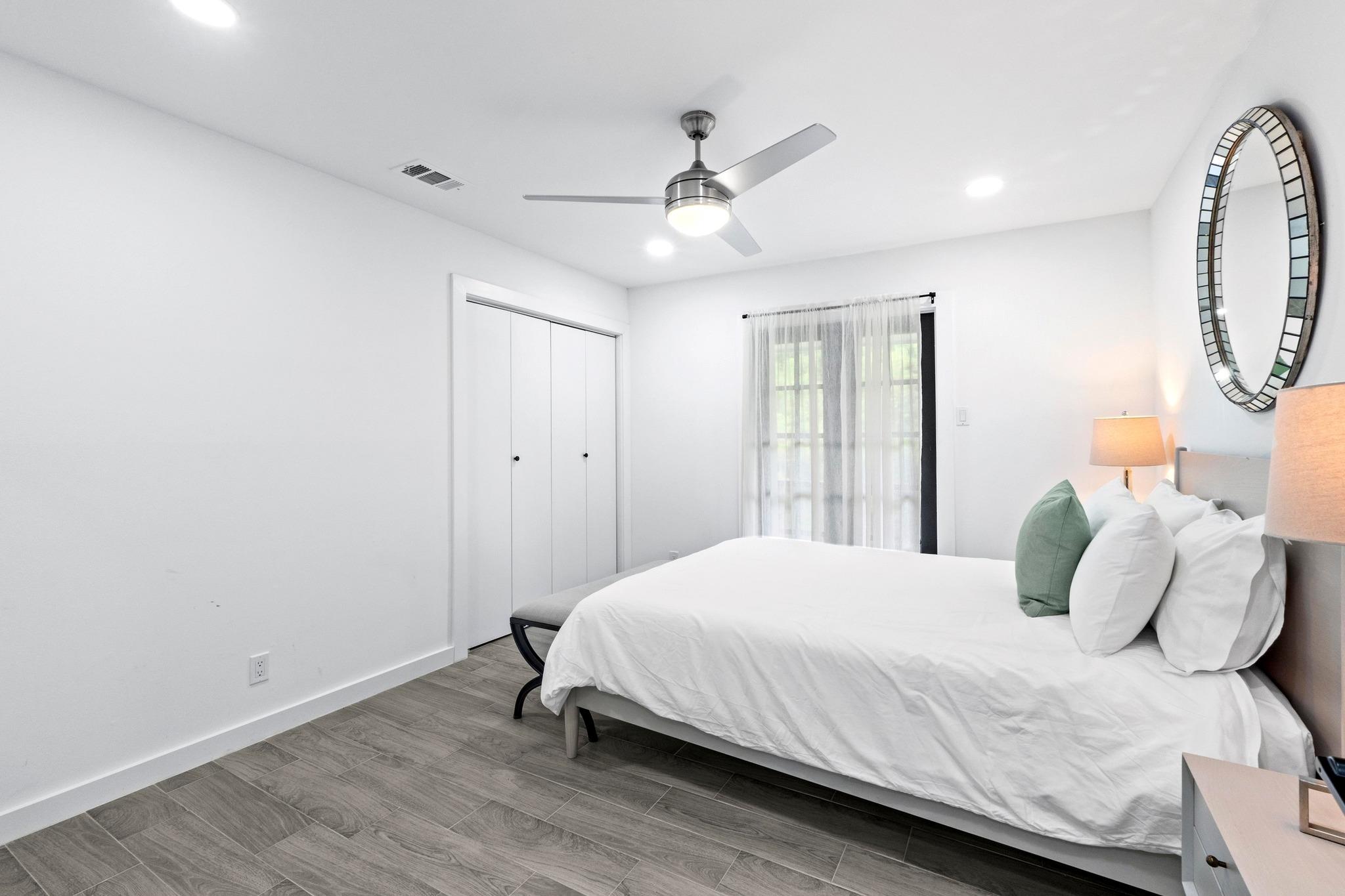 3520 Highland View DR