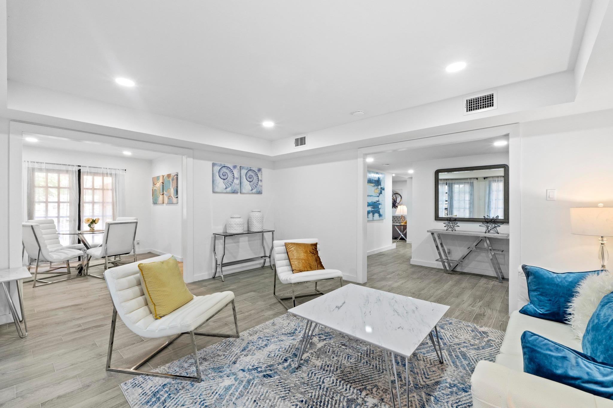 3520 Highland View DR