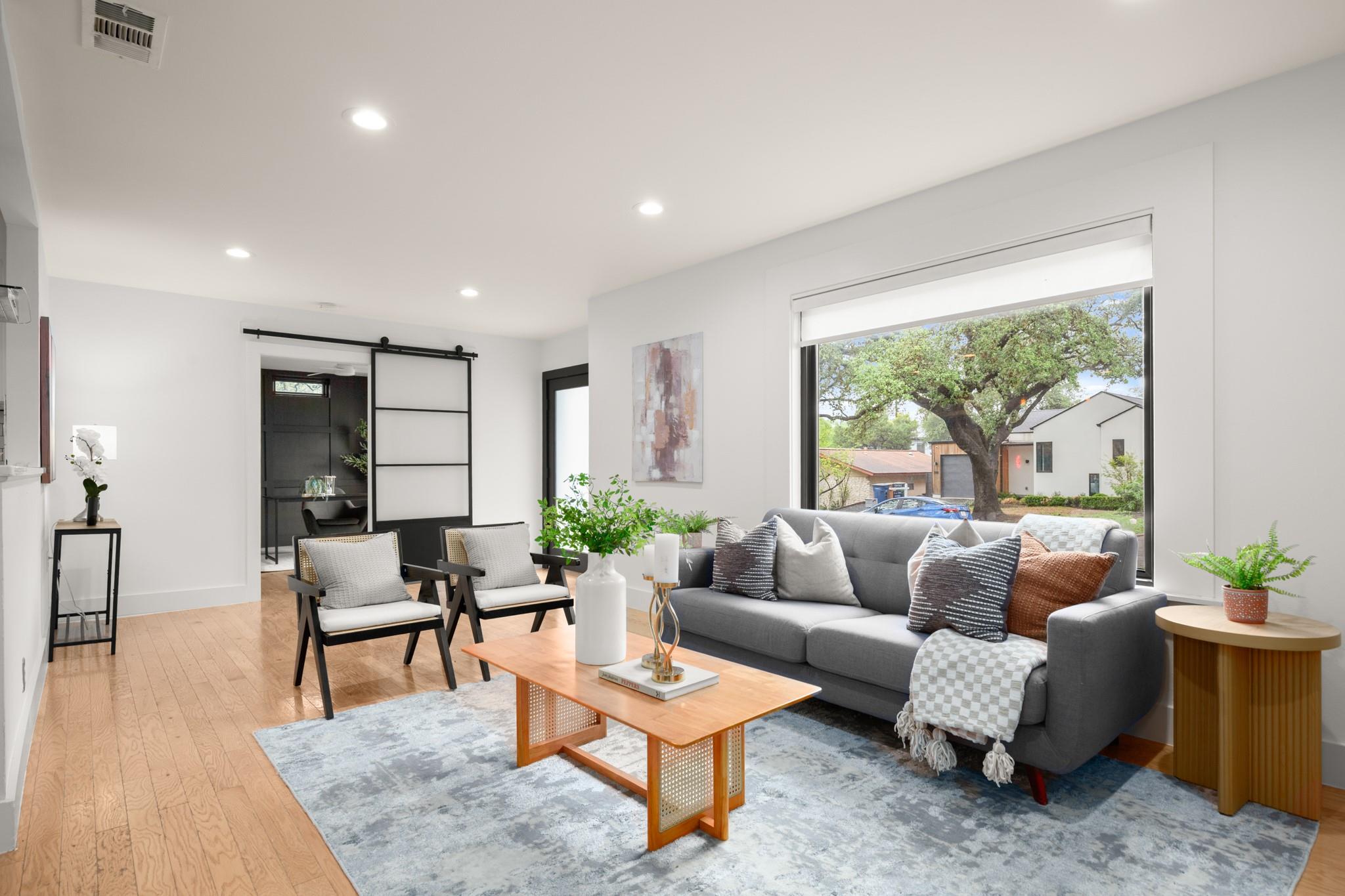 207 El Paso ST