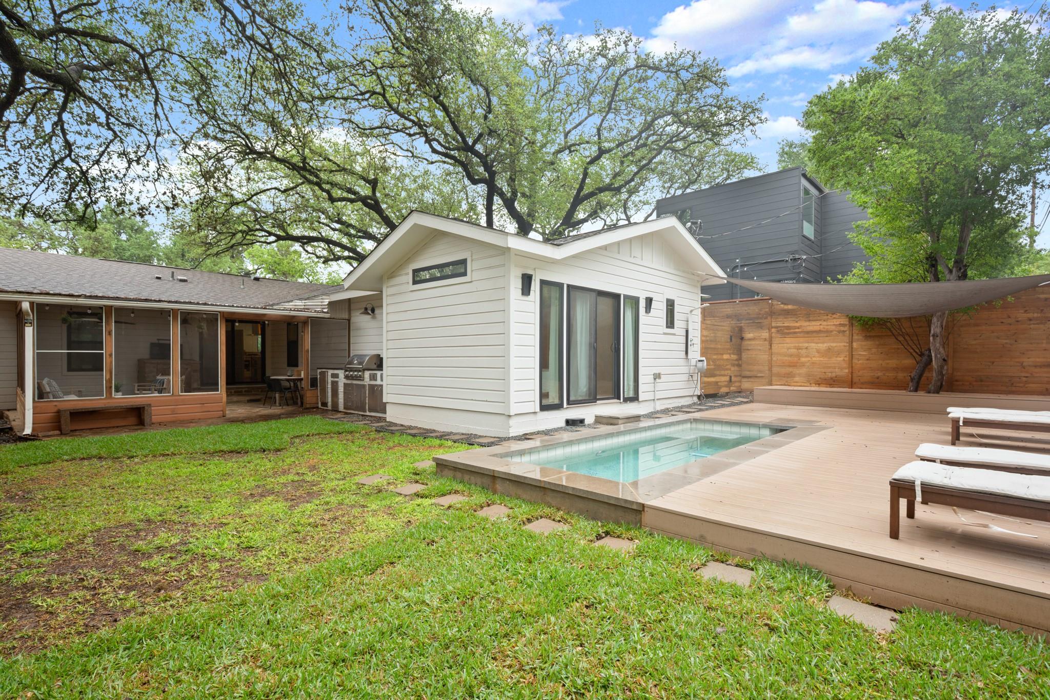 207 El Paso ST