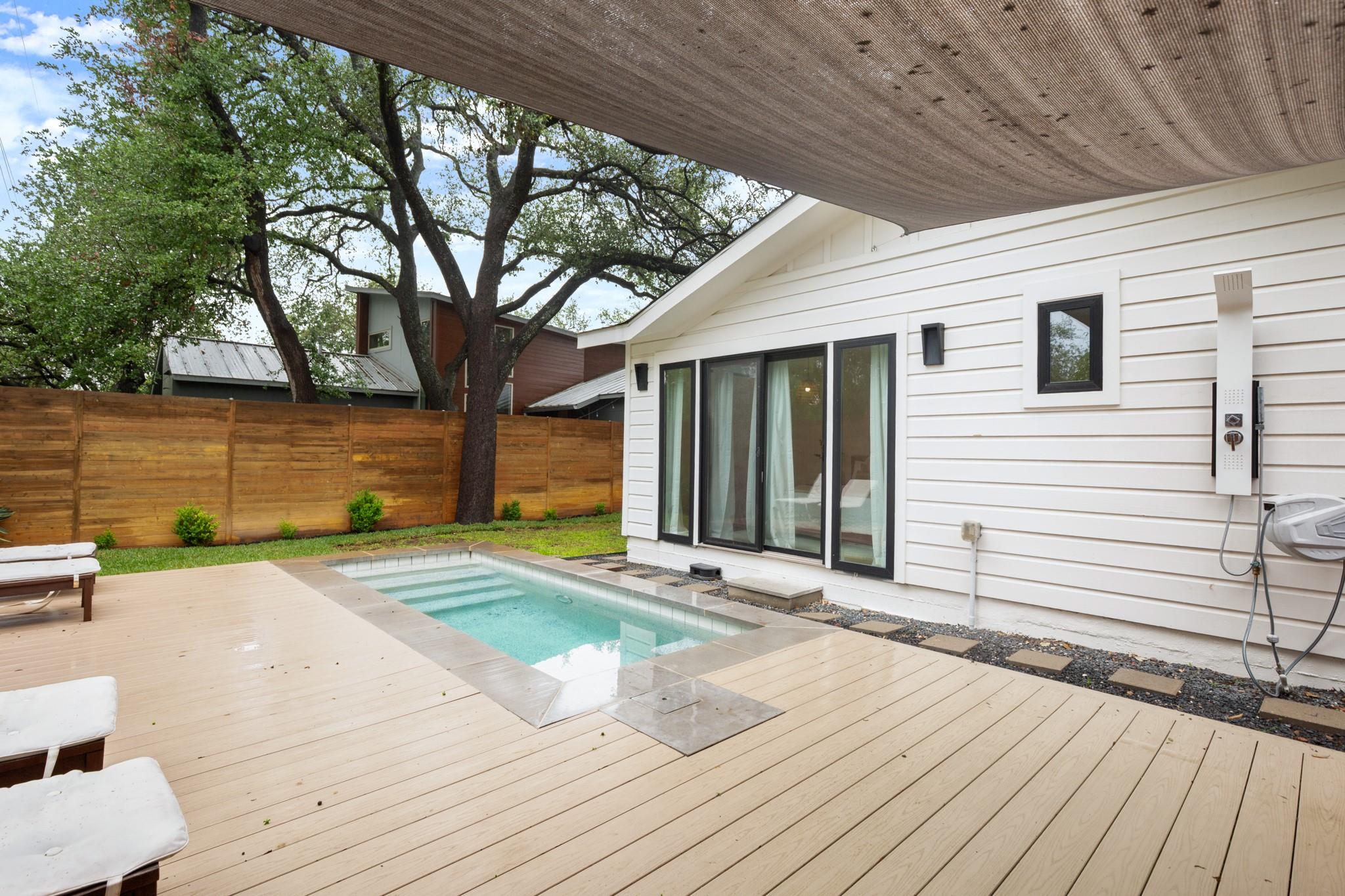 207 El Paso ST