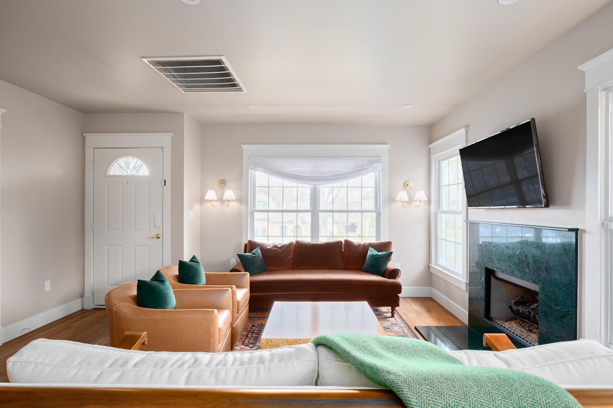 2109 Travis Heights BLVD