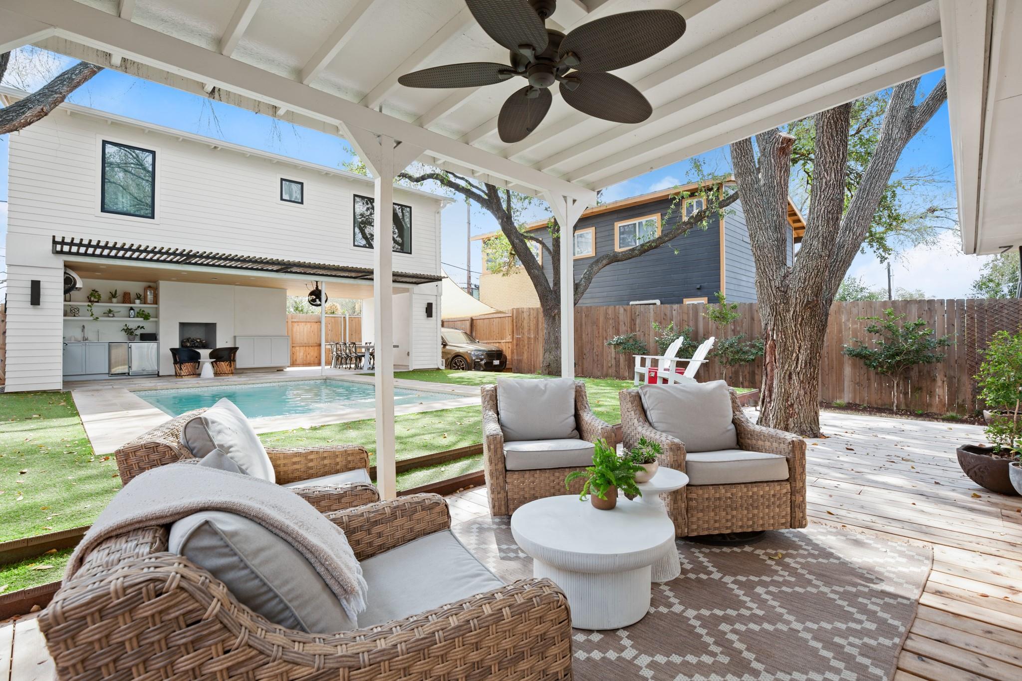 2109 Travis Heights BLVD