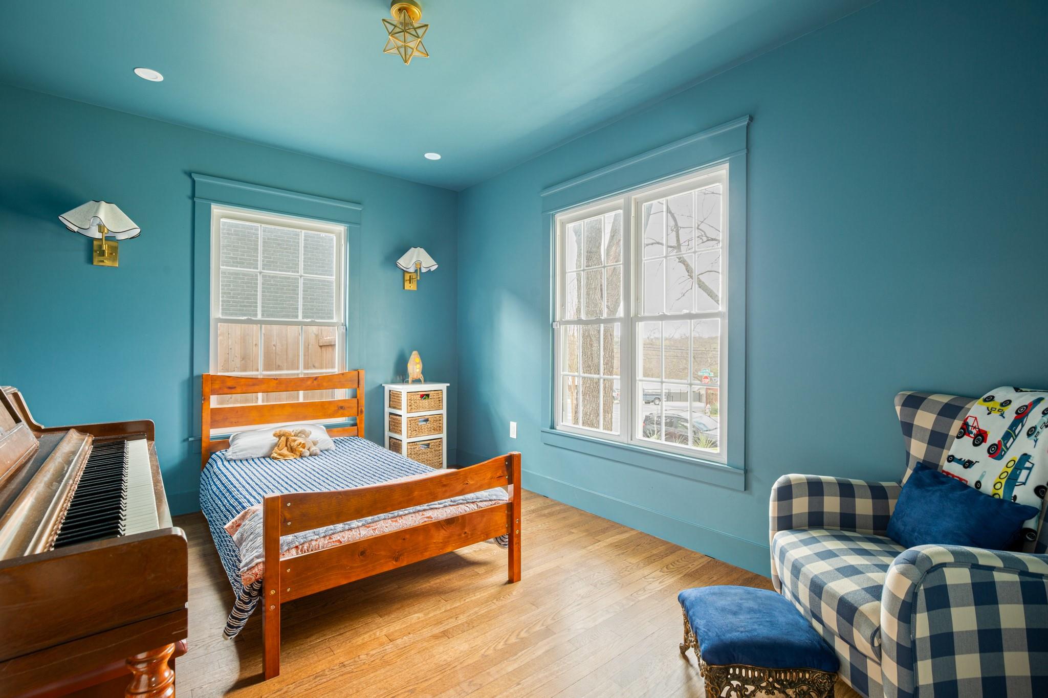 2109 Travis Heights BLVD