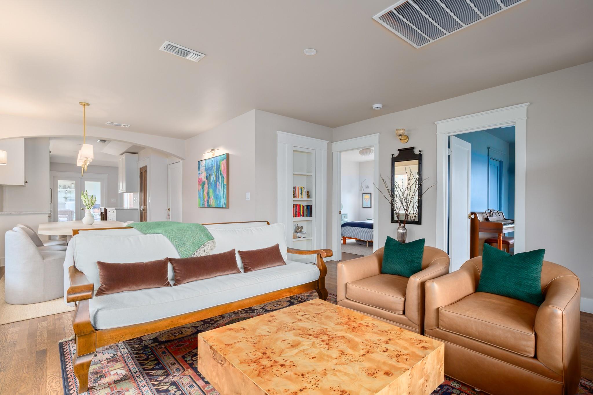 2109 Travis Heights BLVD